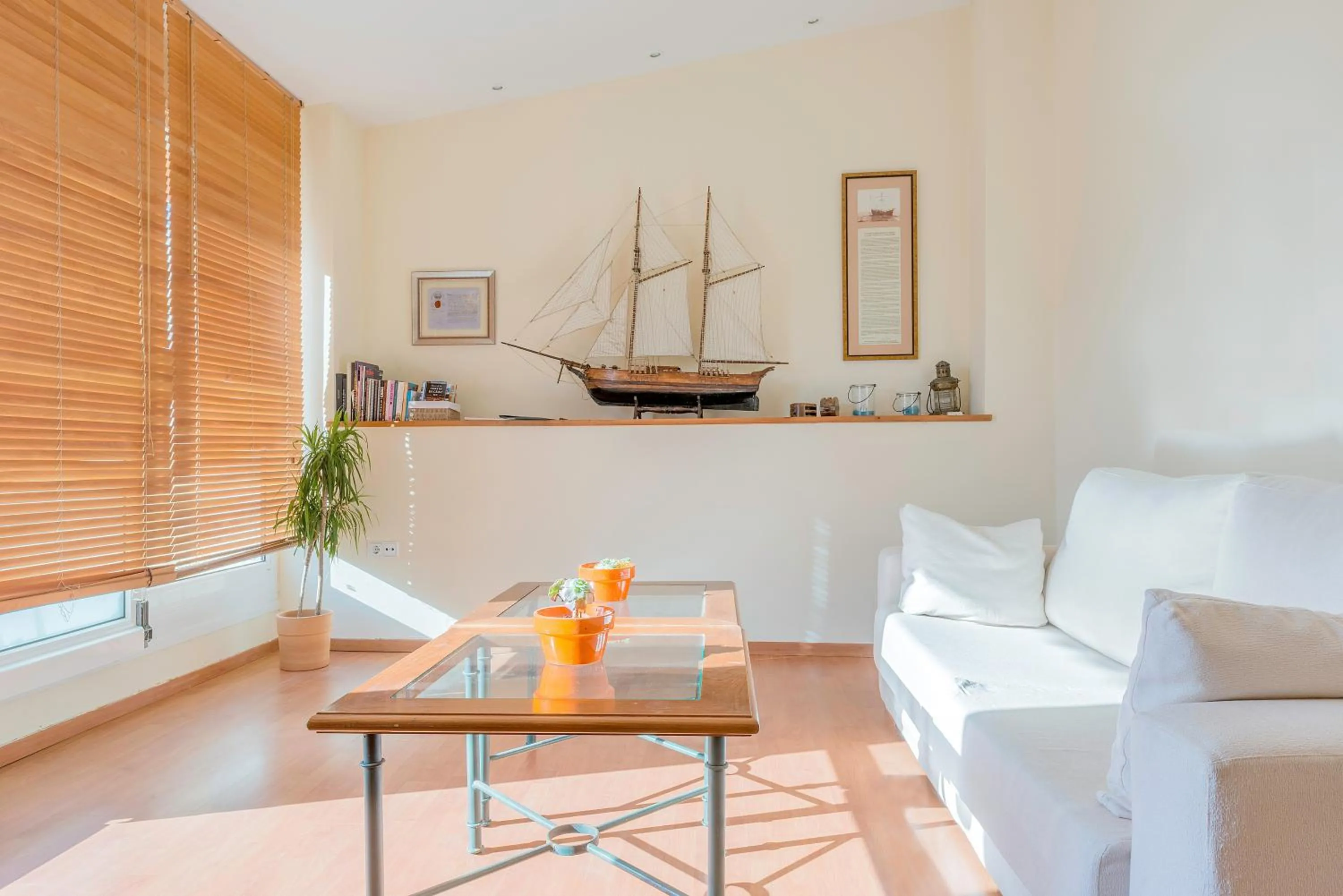 Living room in Ático en el centro con terraza