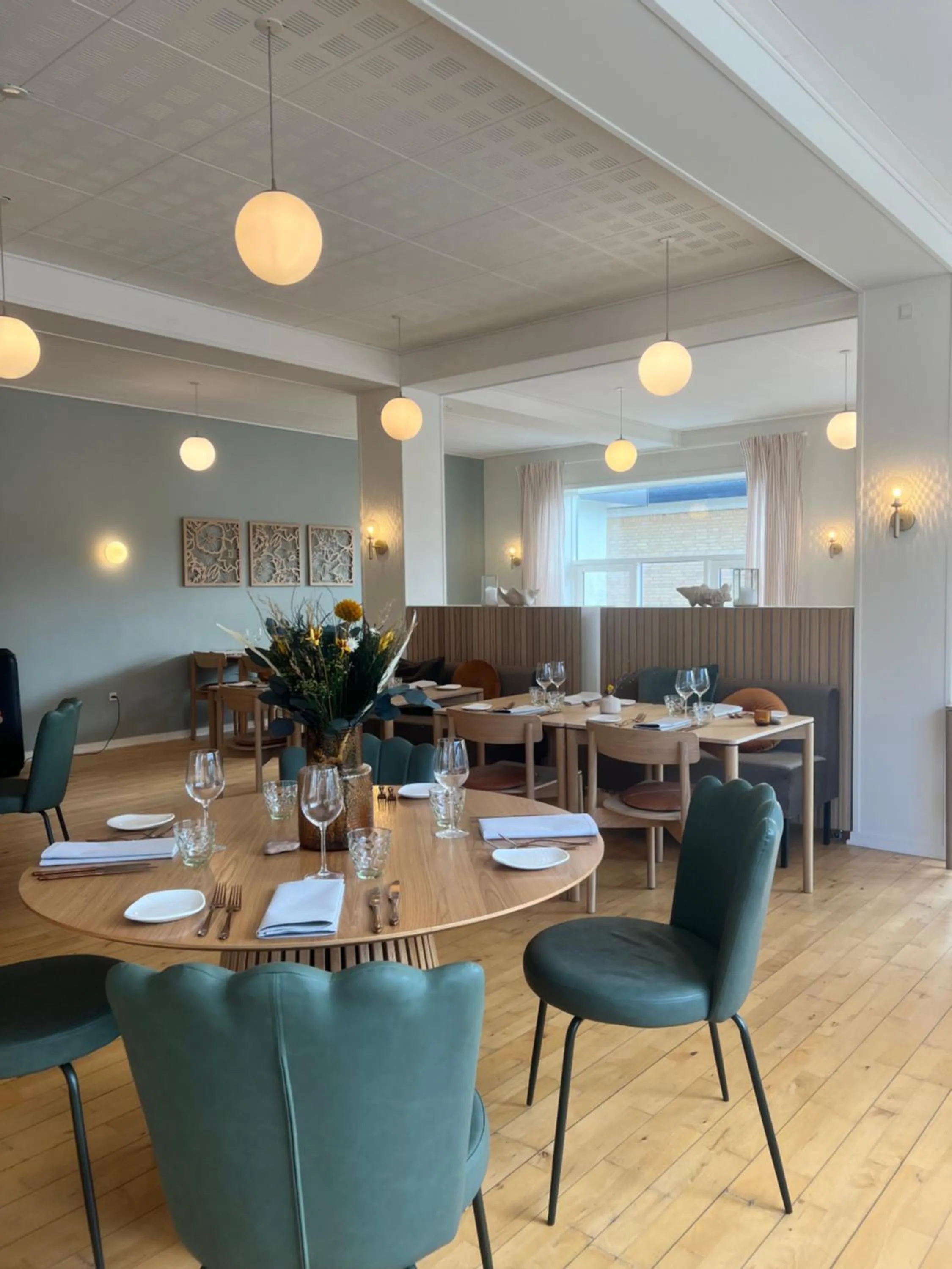 Restaurant/places to eat in Strandhotel Klitrosen