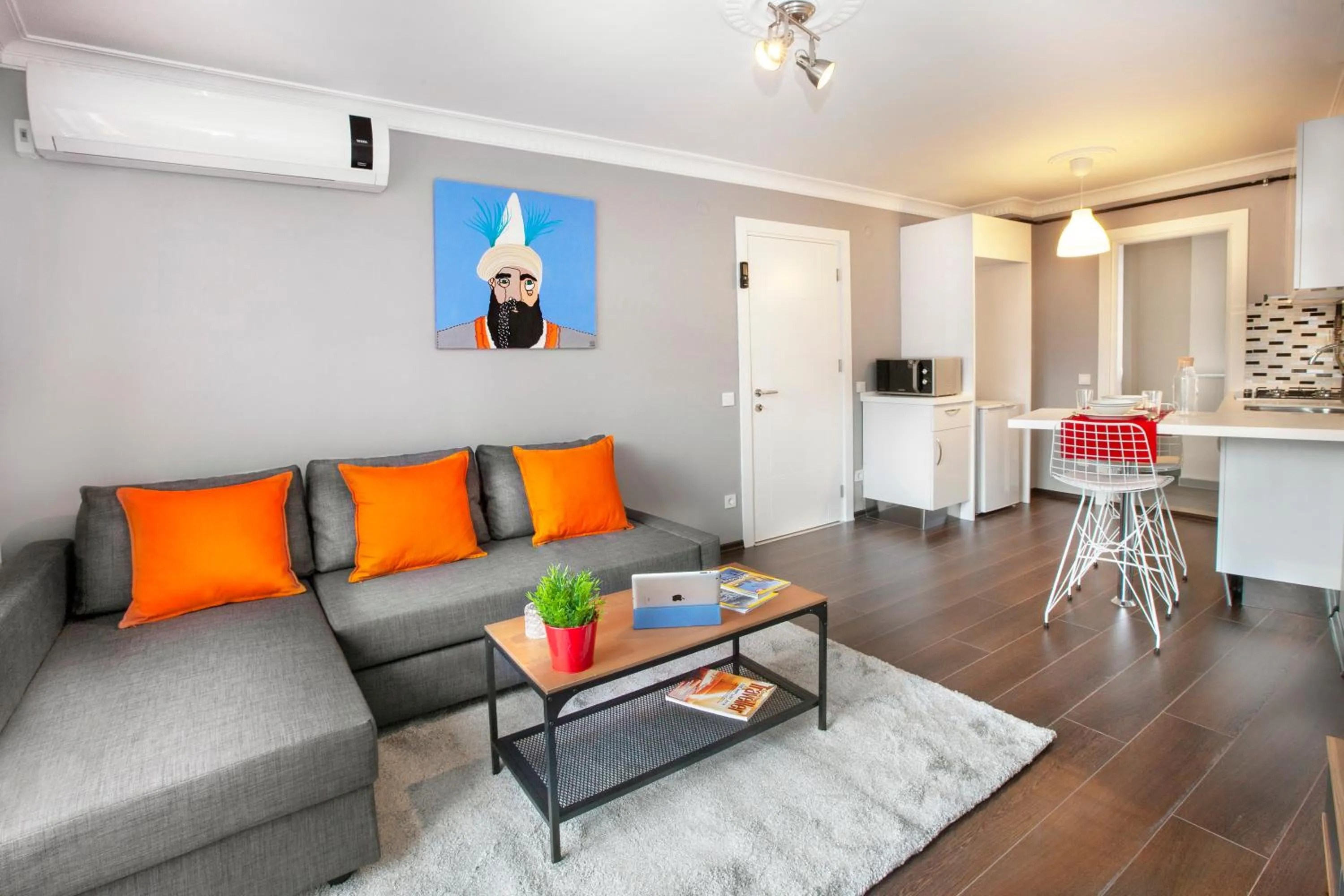 Coffee/tea facilities in Nisantasi Residence