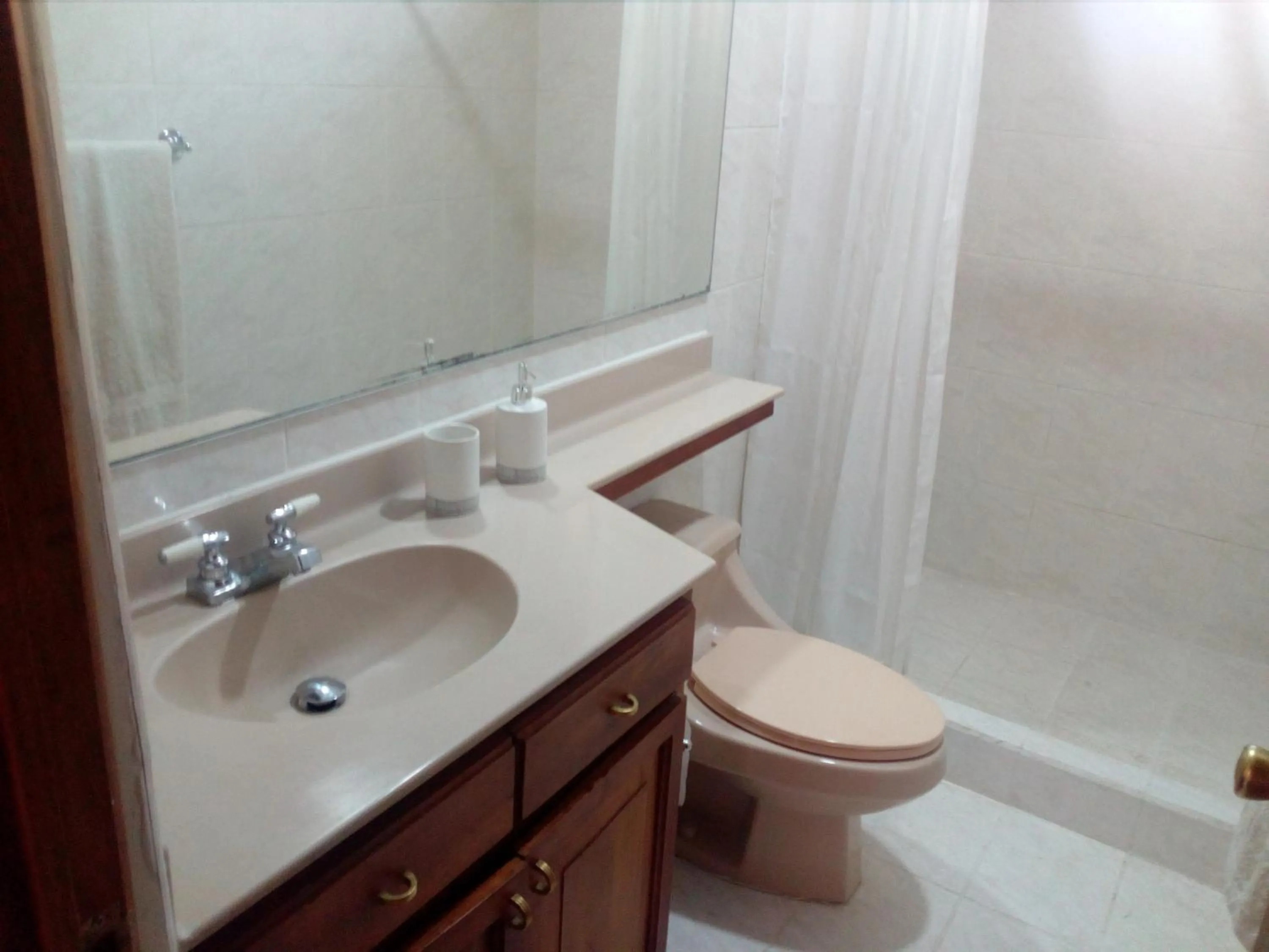 Bathroom in La Casa de Cariari Al Golf