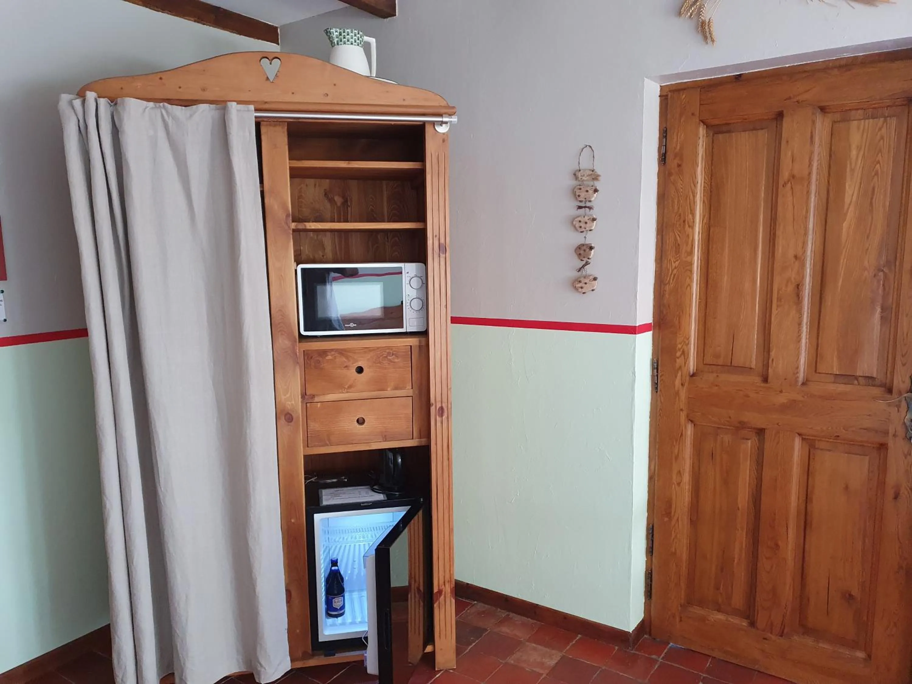 minibar in Les Mout'Anes