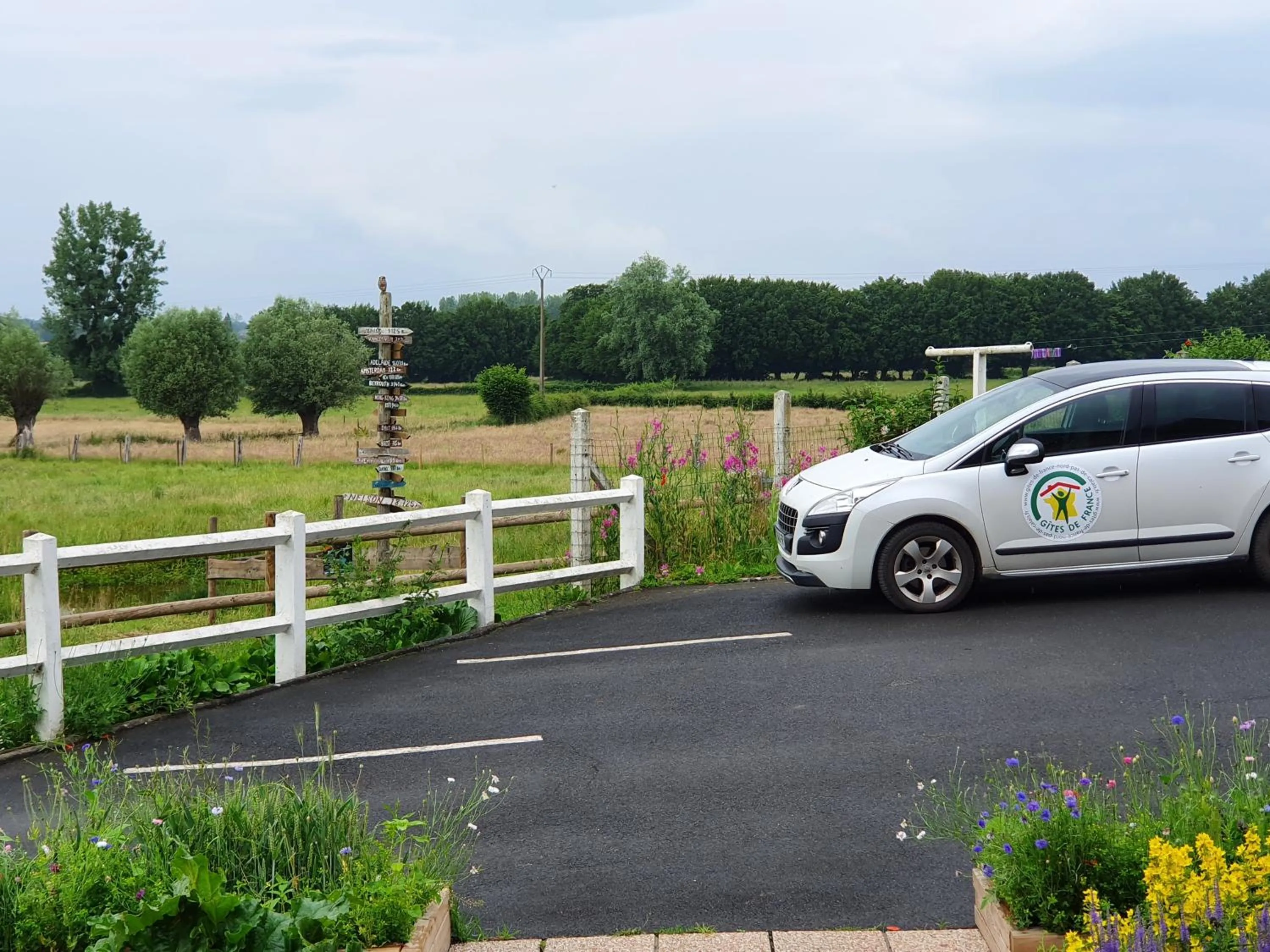 Parking in Les Mout'Anes