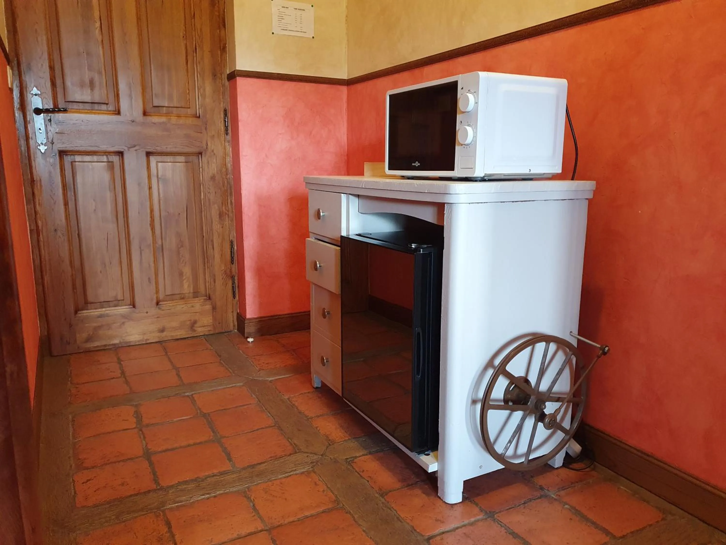 minibar in Les Mout'Anes