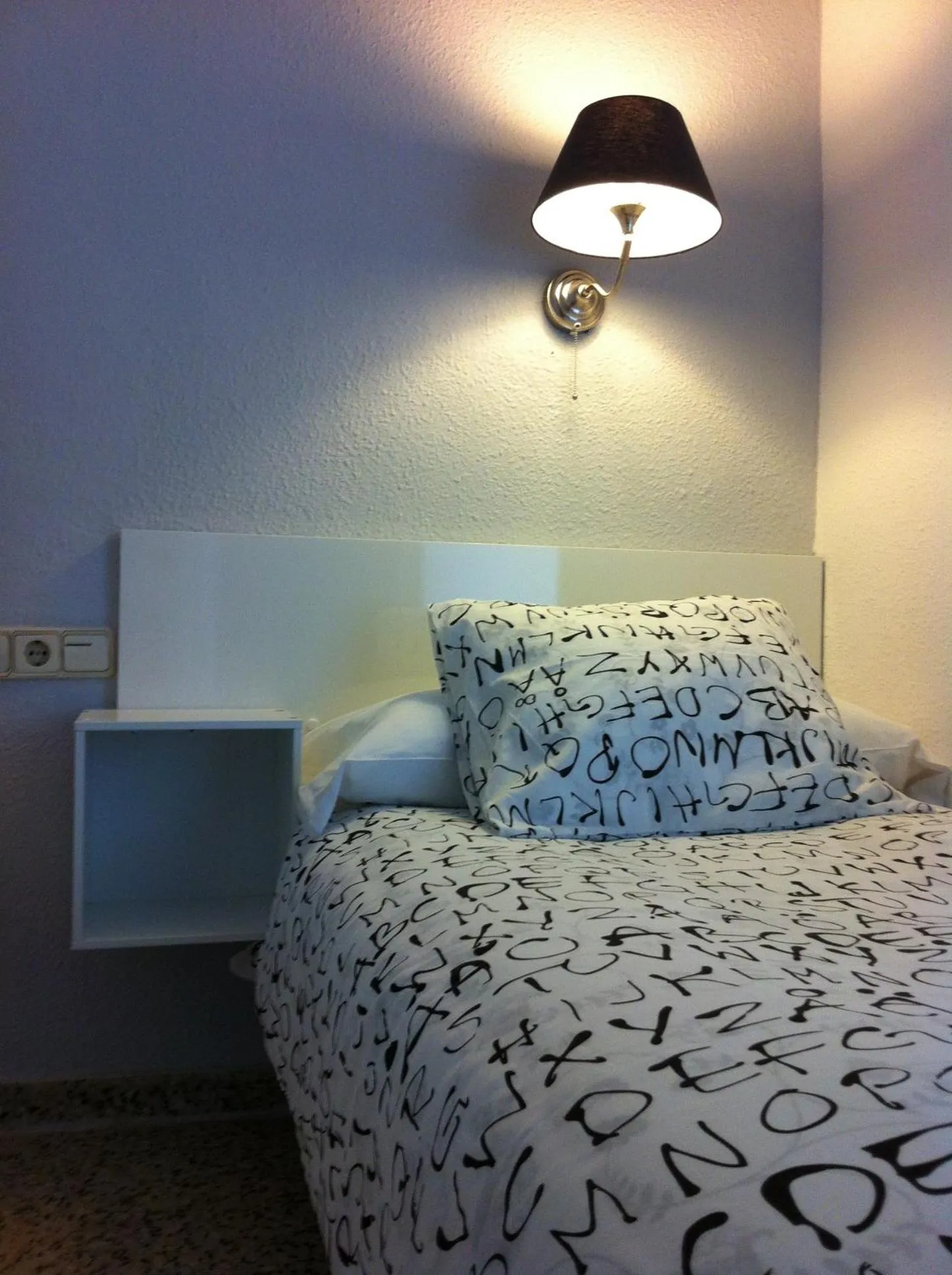 Bed in Hostal On Dormire Valencia