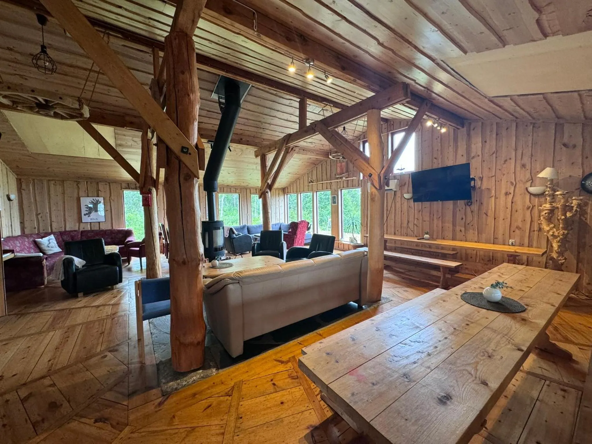 Communal lounge/ TV room in Skoghus
