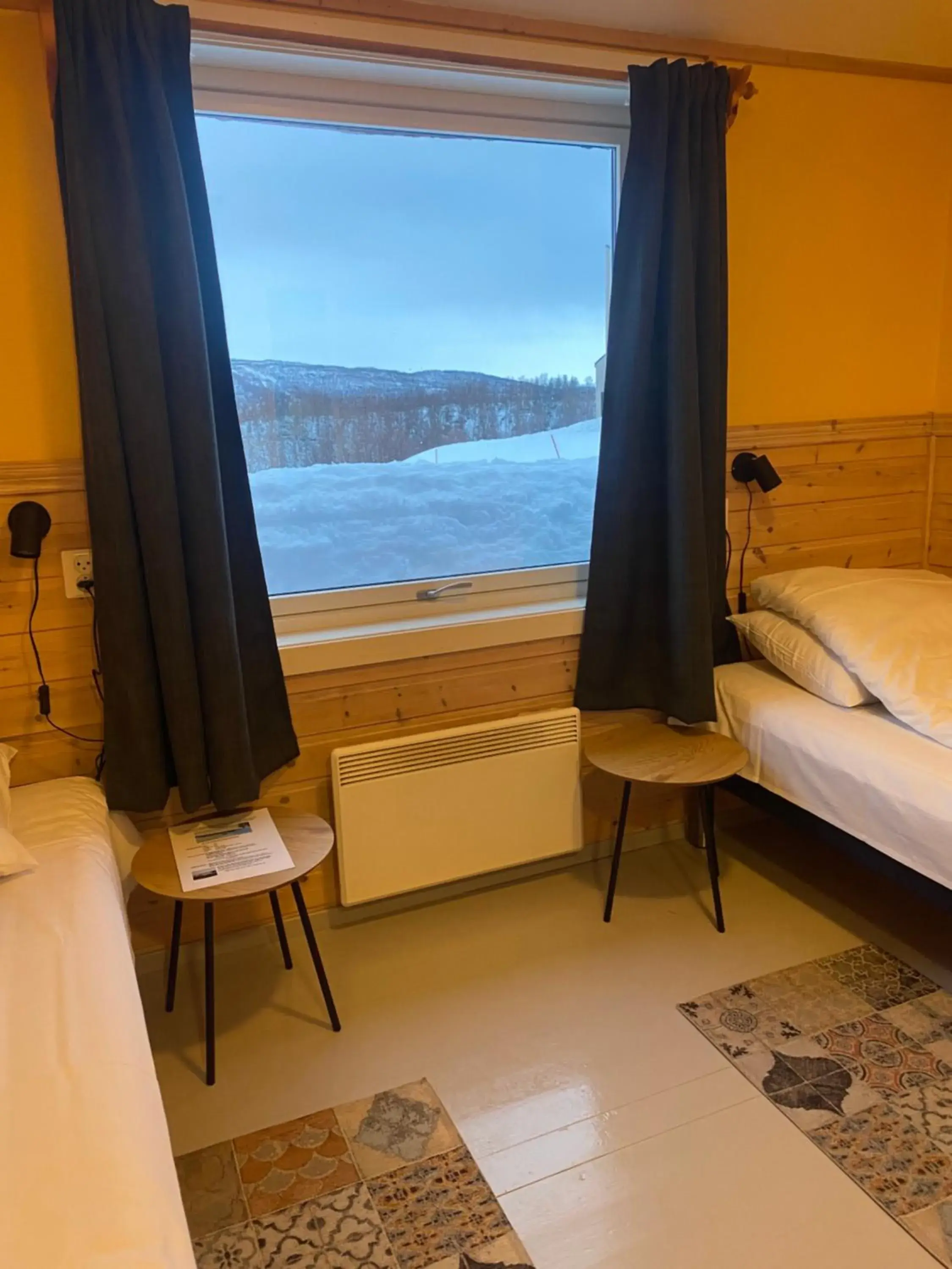 Twin Room with Bathroom - single occupancy in Skoghus Twin Room with Bathroom - single occupancy in Skoghus
