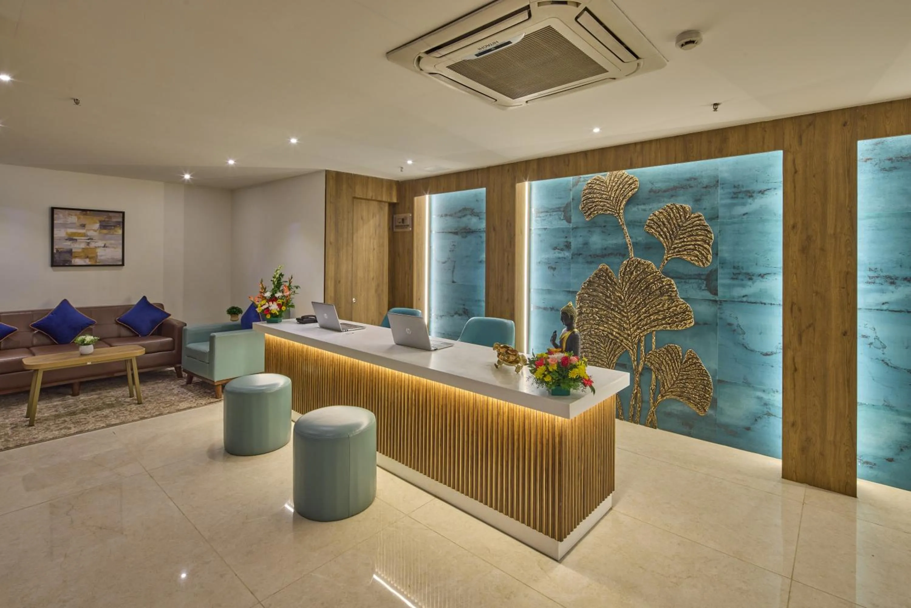 Grand Continent Brookefield - A Sarovar Portico Affiliate Hotel