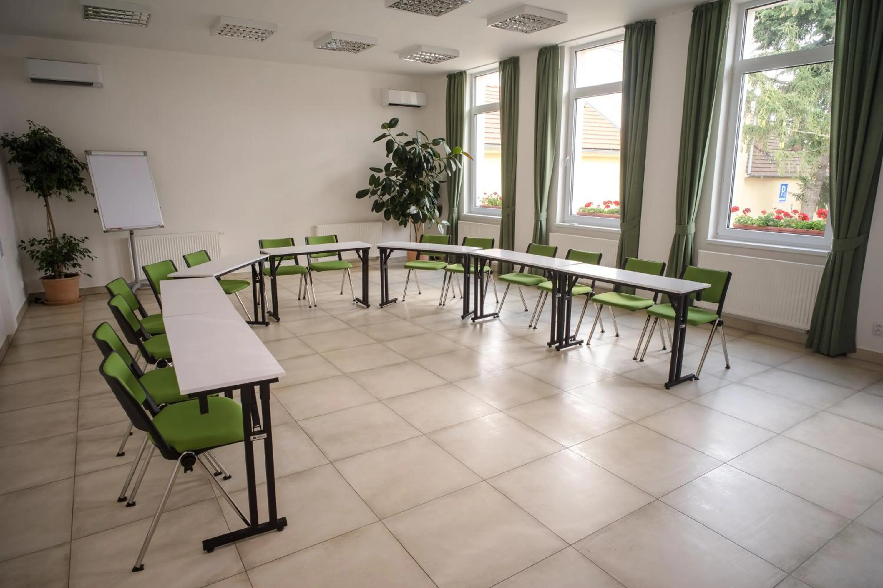 Business facilities in BIVIO hotel