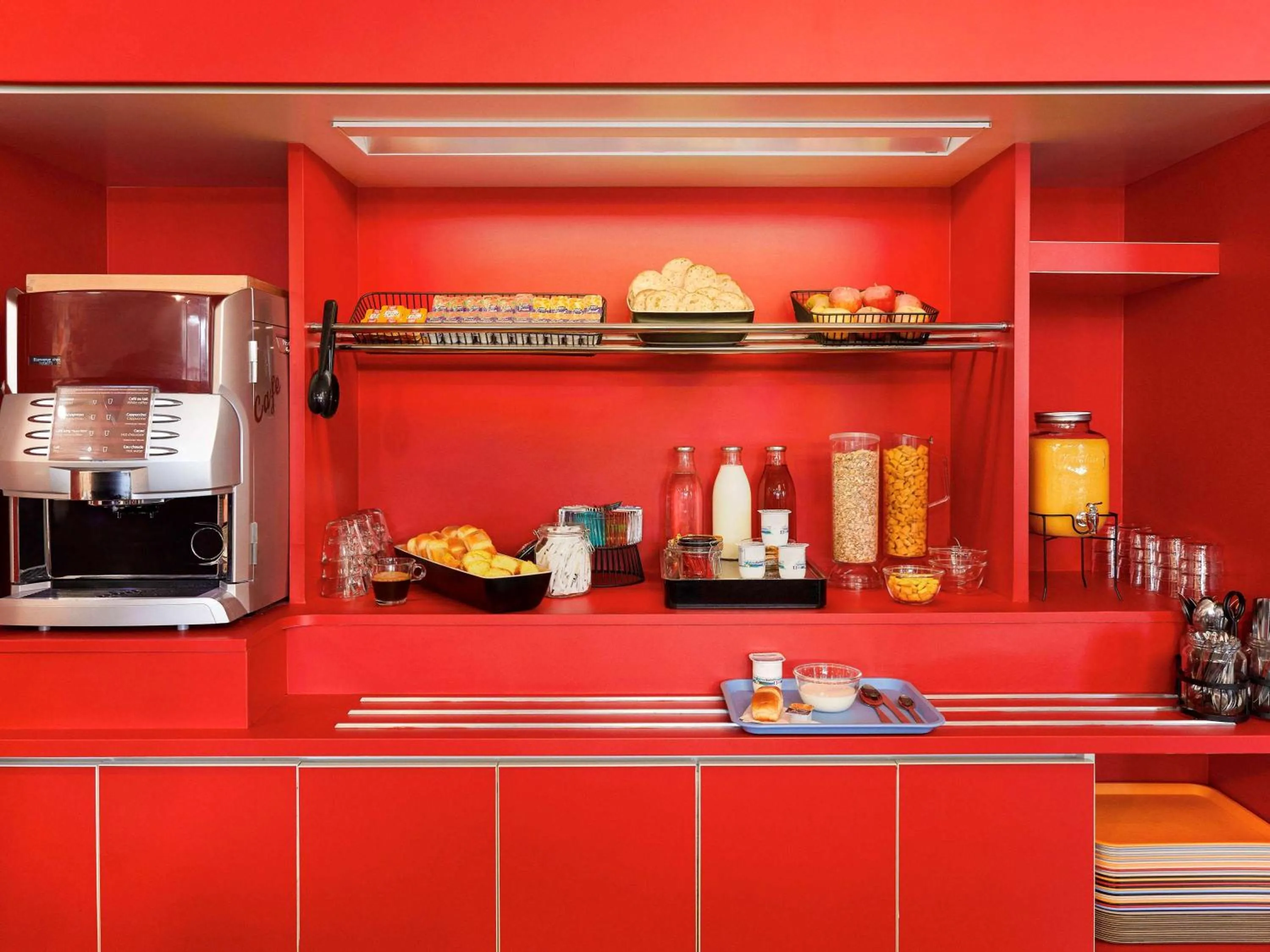 Restaurant/places to eat in hotelF1 Dole