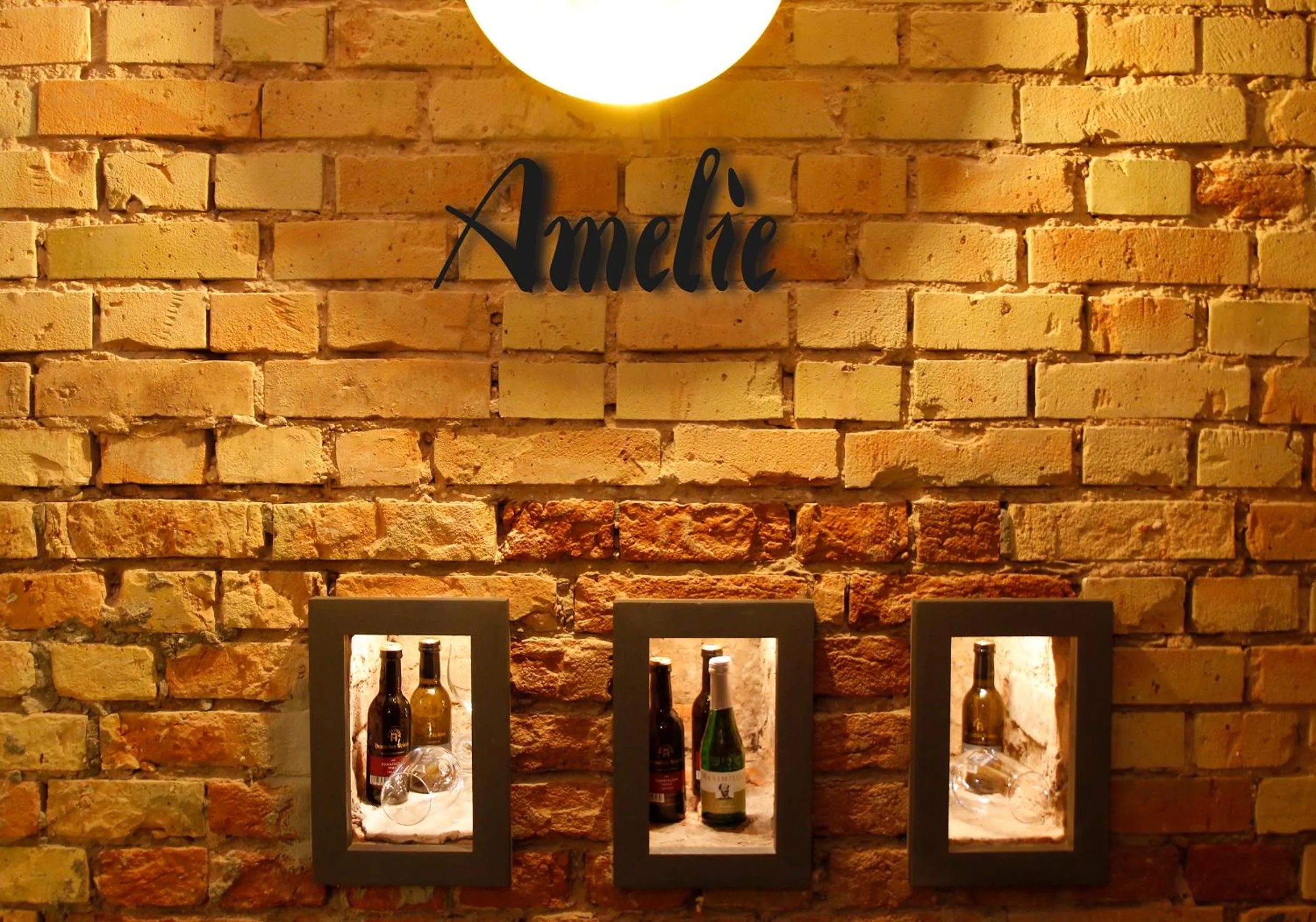 Logo/Certificate/Sign in Amelie No 1 Hotel & Appartements