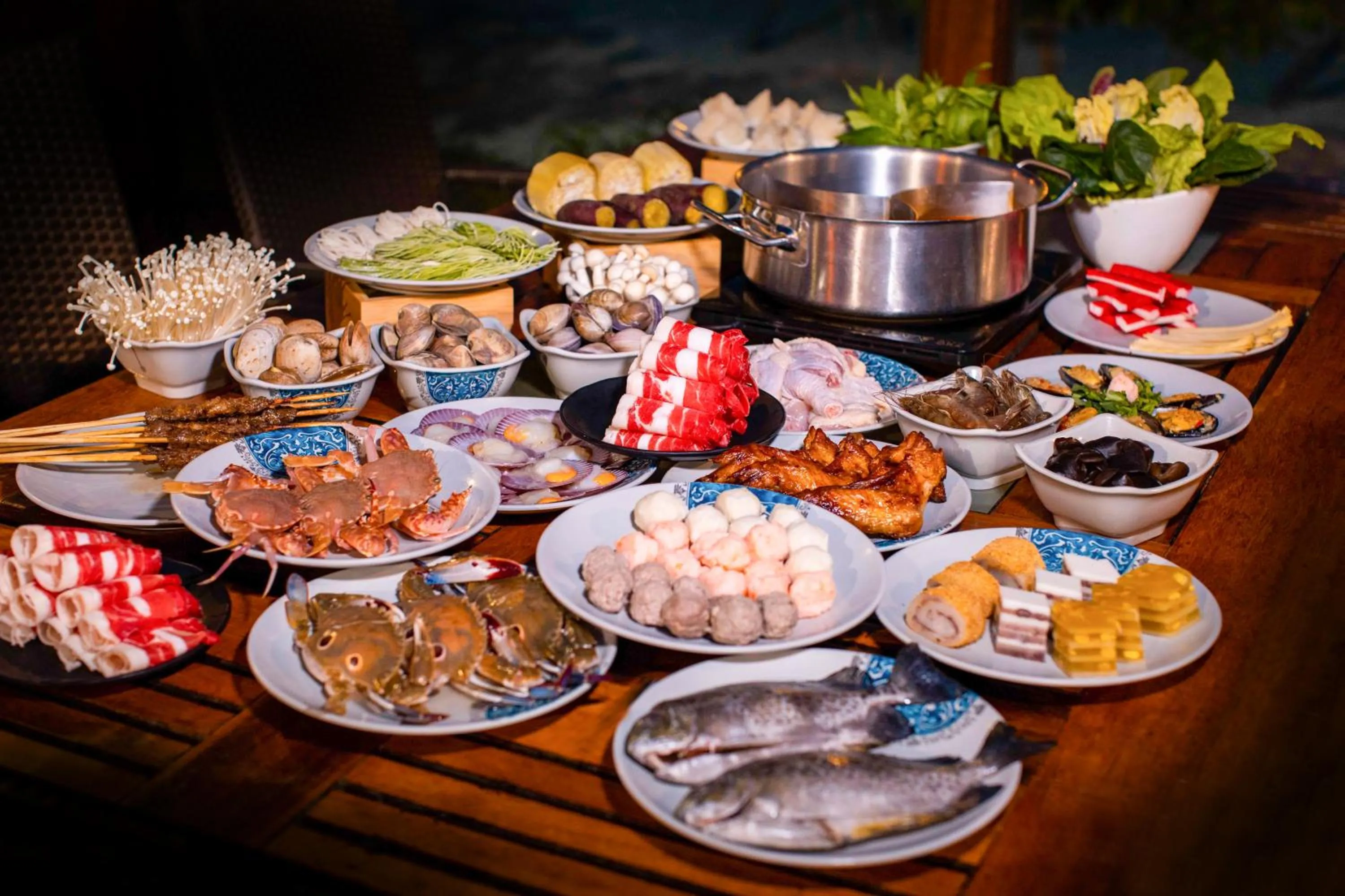 Restaurant/places to eat in Horizon Resort & Spa Yalong Bay-Yalong Bay Central