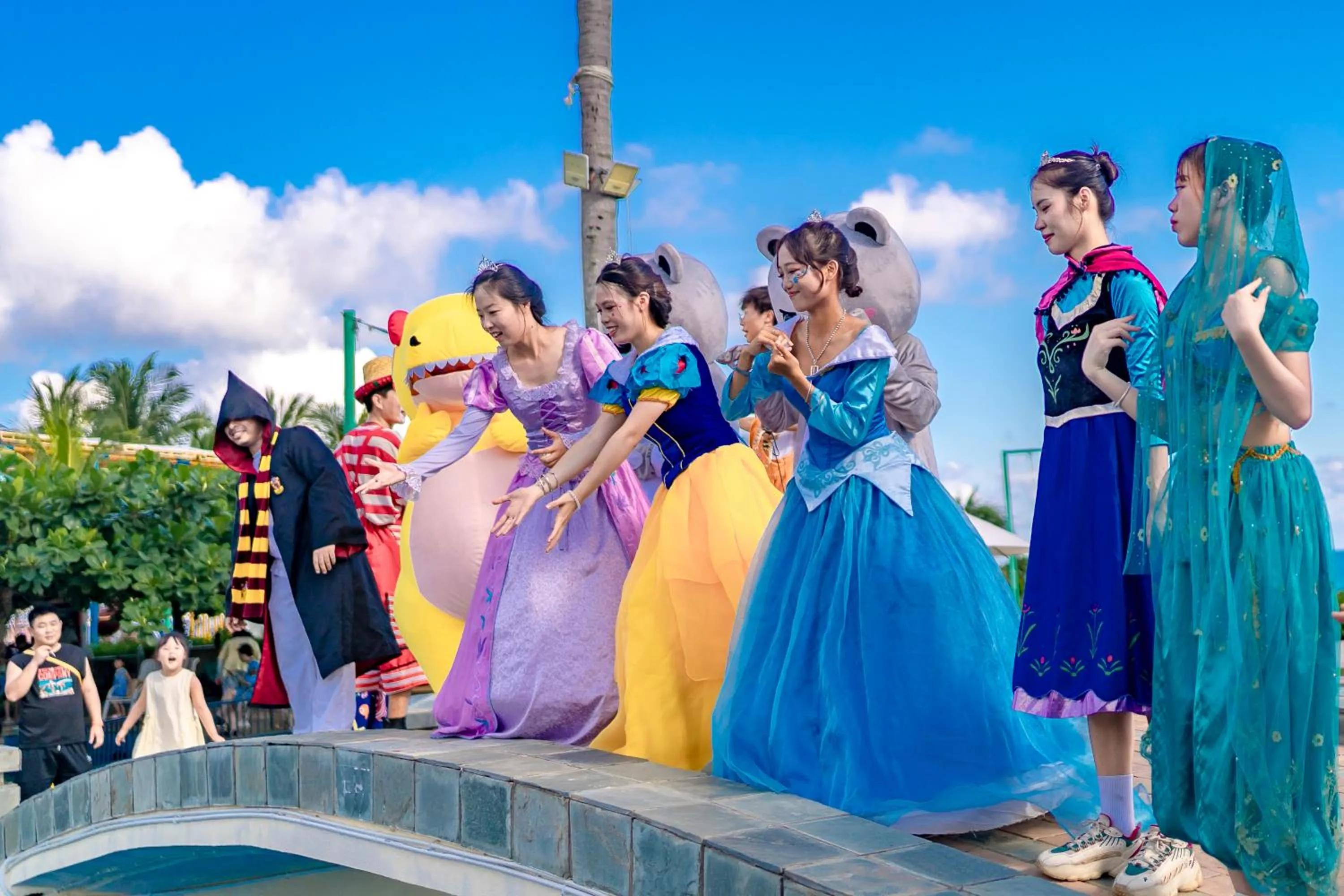 Activities in Horizon Resort & Spa Yalong Bay-Yalong Bay Central