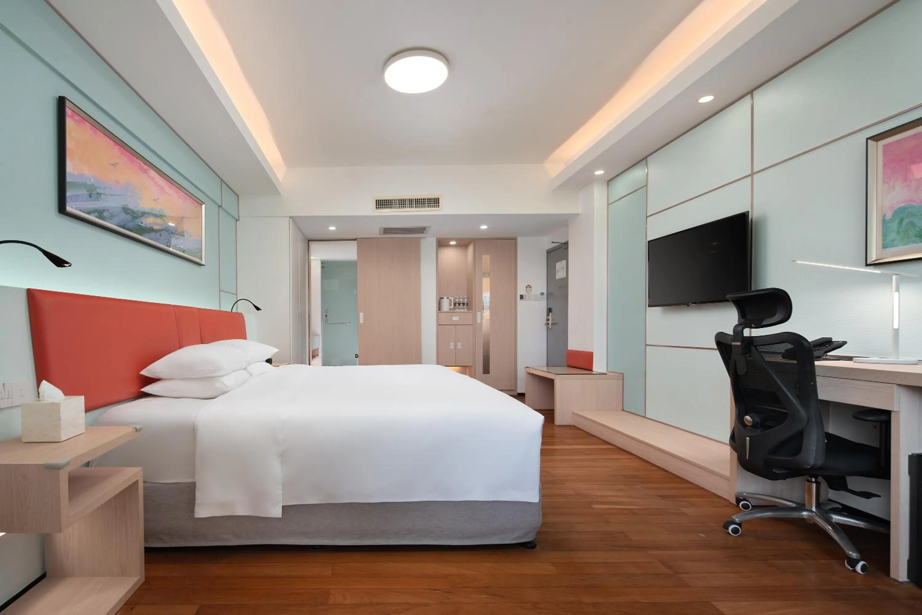 Bed in Horizon Resort & Spa Yalong Bay-Yalong Bay Central