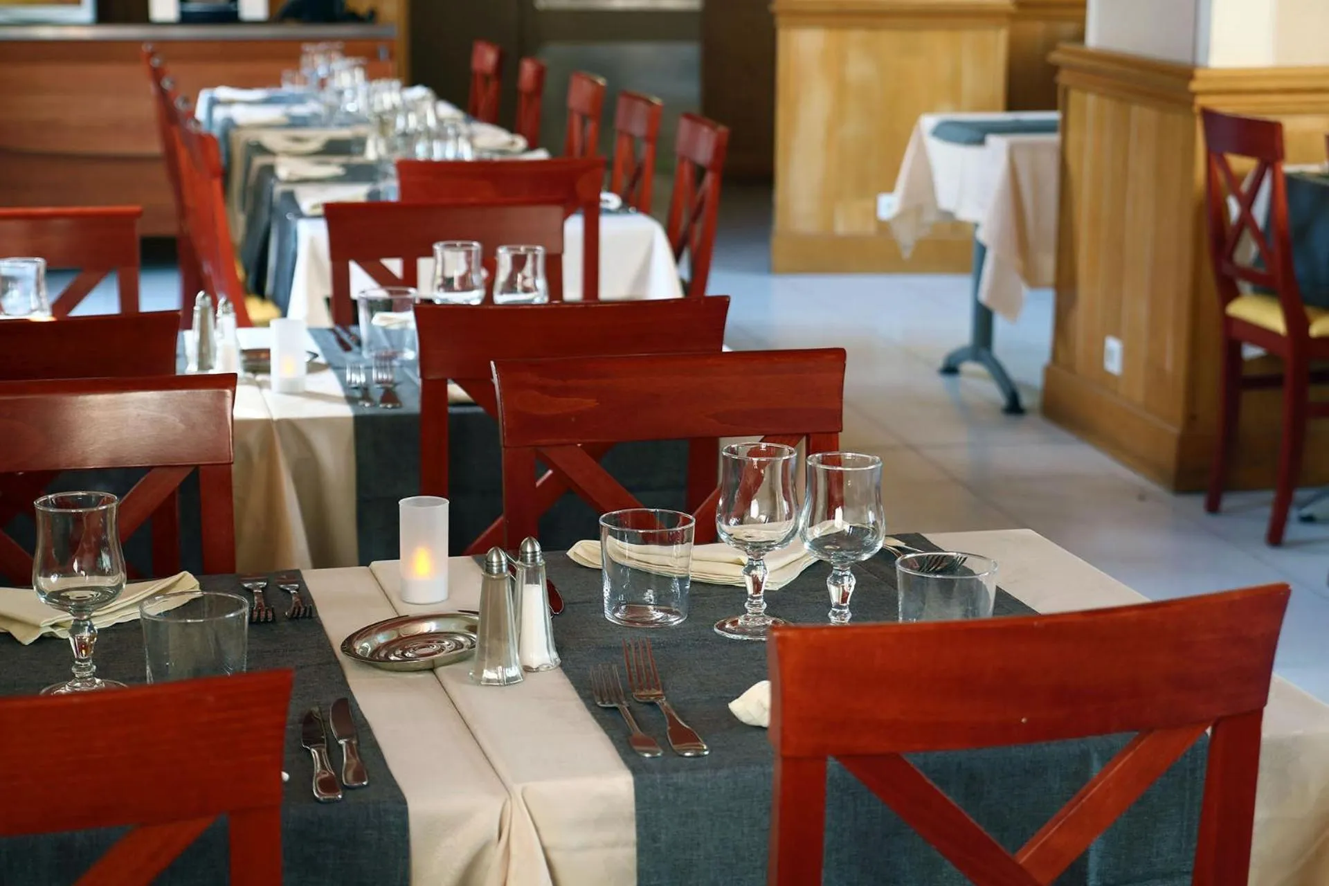 Restaurant/places to eat in Le Prieuré