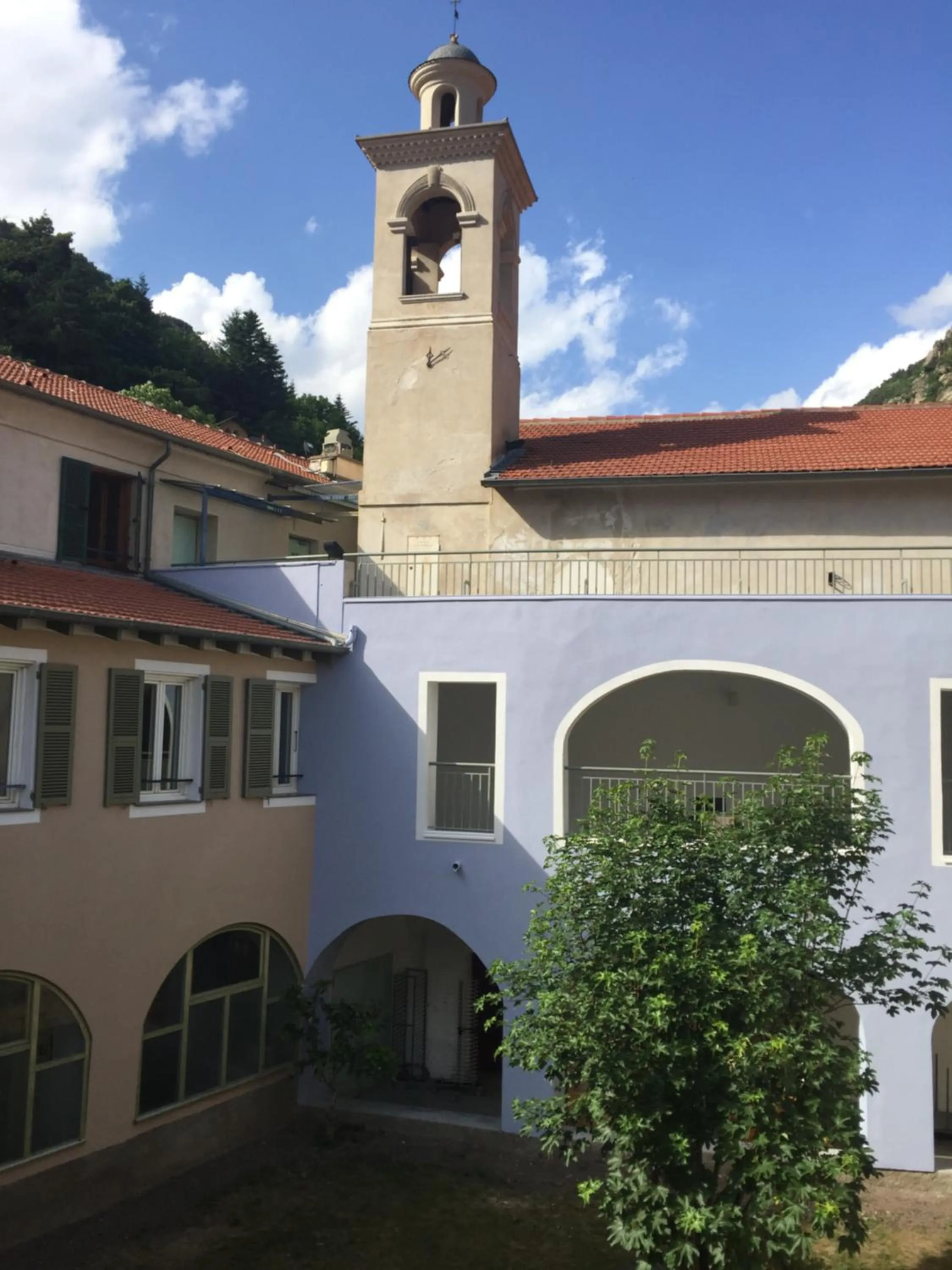 Patio in Le Prieuré