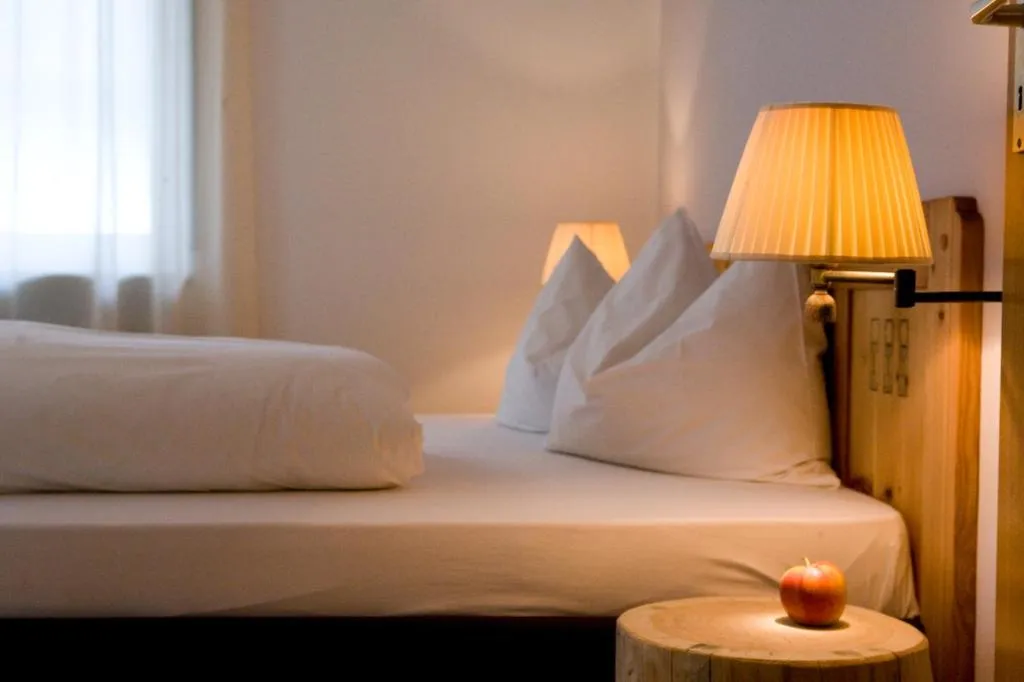 Bed in Residence Gustav Thoeni