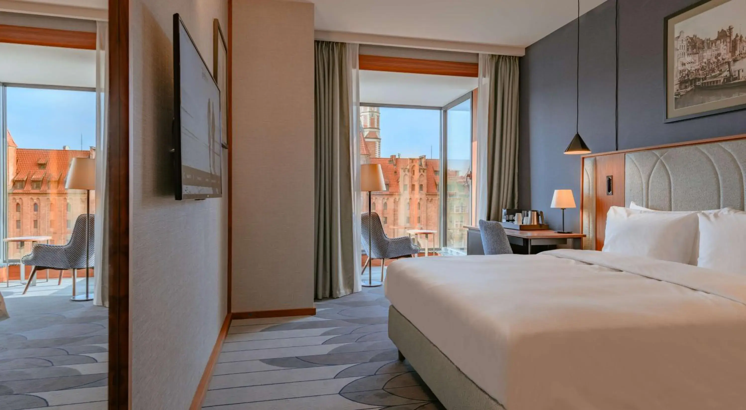 Bedroom, Bed in Radisson Hotel & Apartments Gdansk Bedroom, Bed in Radisson Hotel & Apartments Gdansk