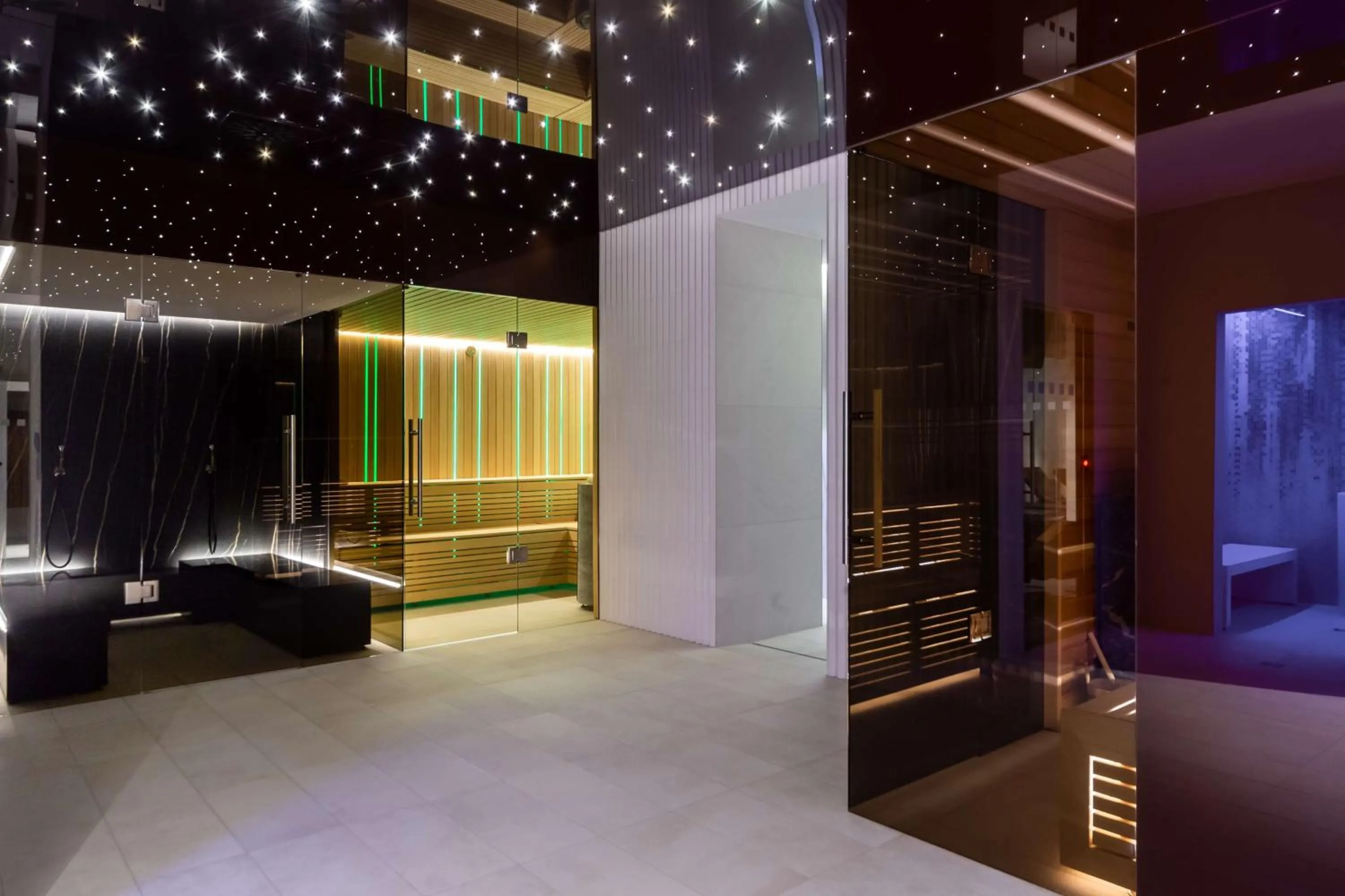 Spa and wellness centre/facilities, Bed in Radisson Hotel & Apartments Gdansk