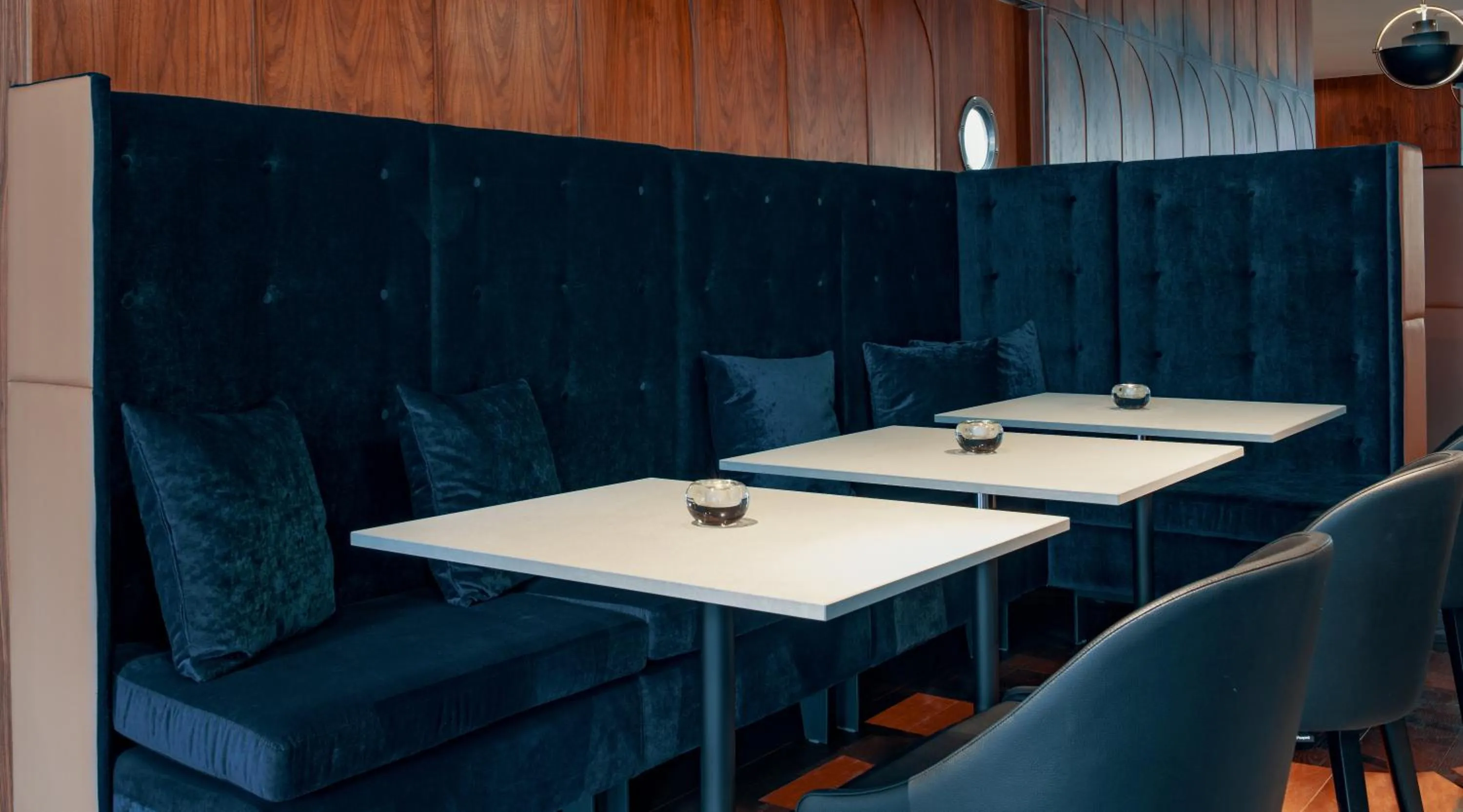 Restaurant/places to eat in Radisson Hotel & Apartments Gdansk