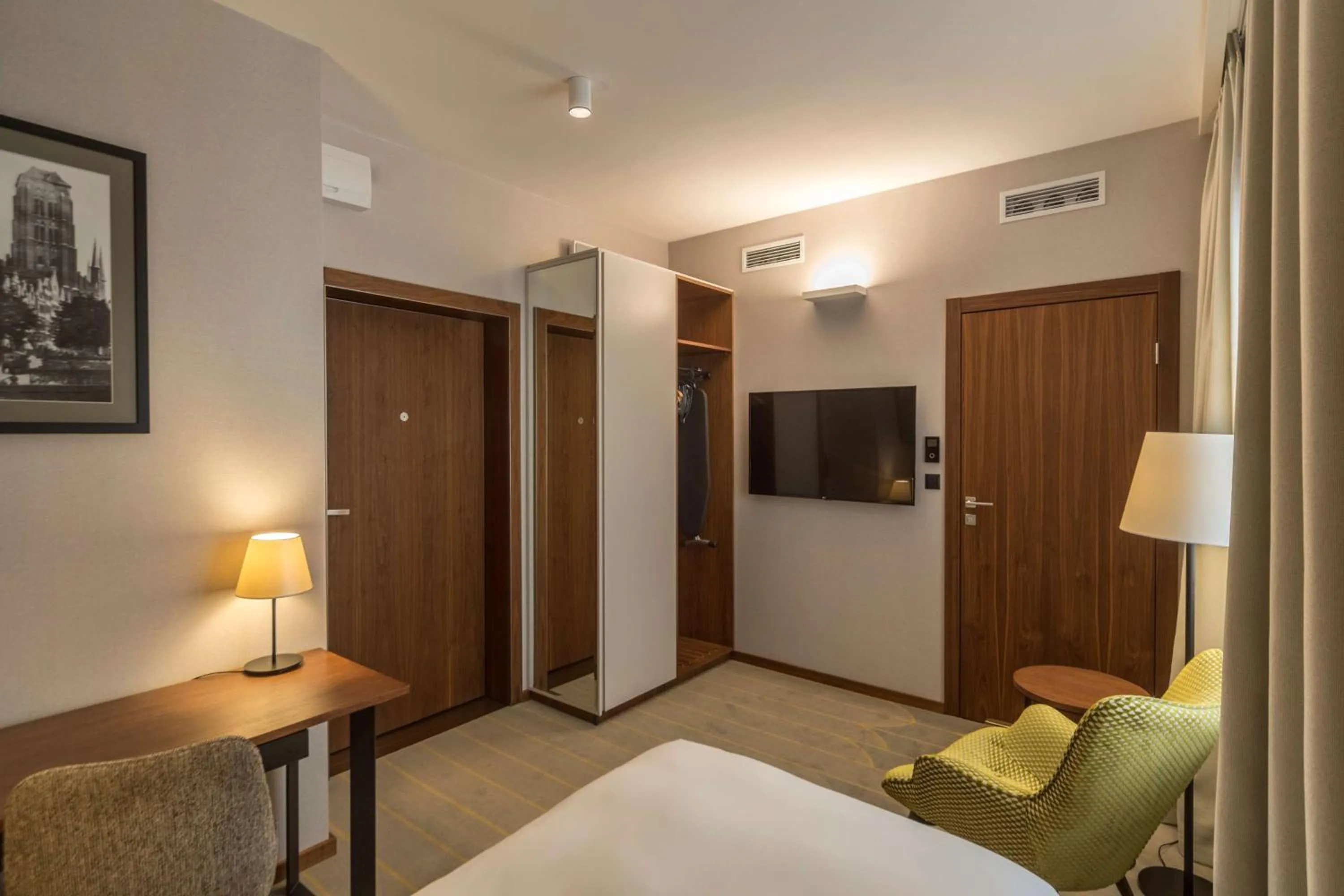 Photo of the whole room, Bed in Radisson Hotel & Apartments Gdansk