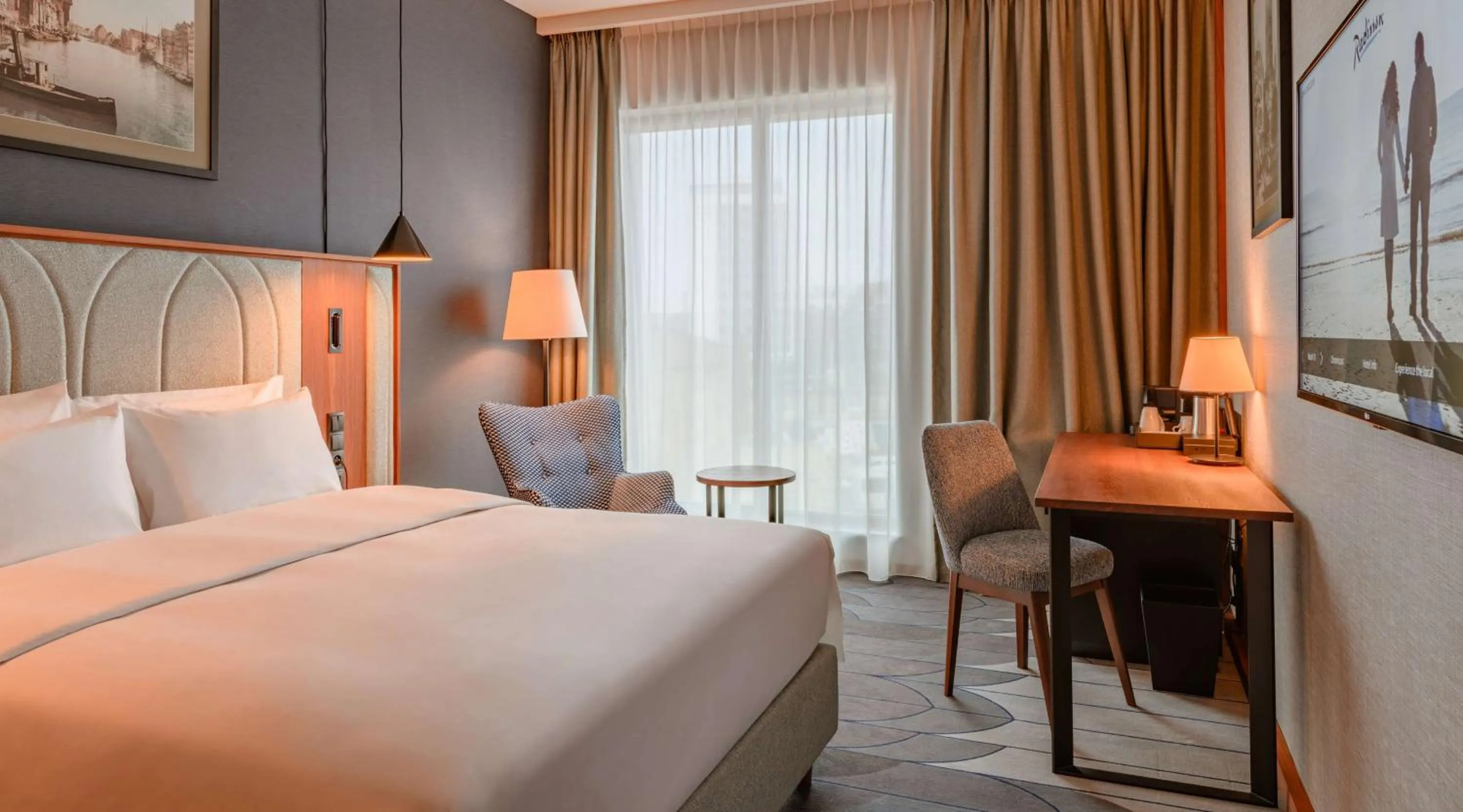 Bedroom, Bed in Radisson Hotel & Apartments Gdansk