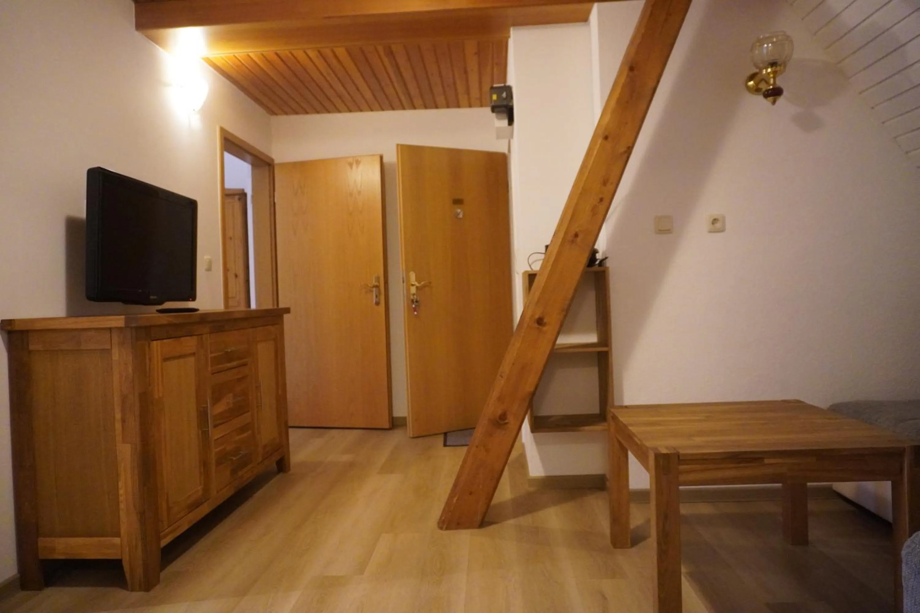 Communal lounge/ TV room in Alcor Hotel Feriendorf an der Ostsee