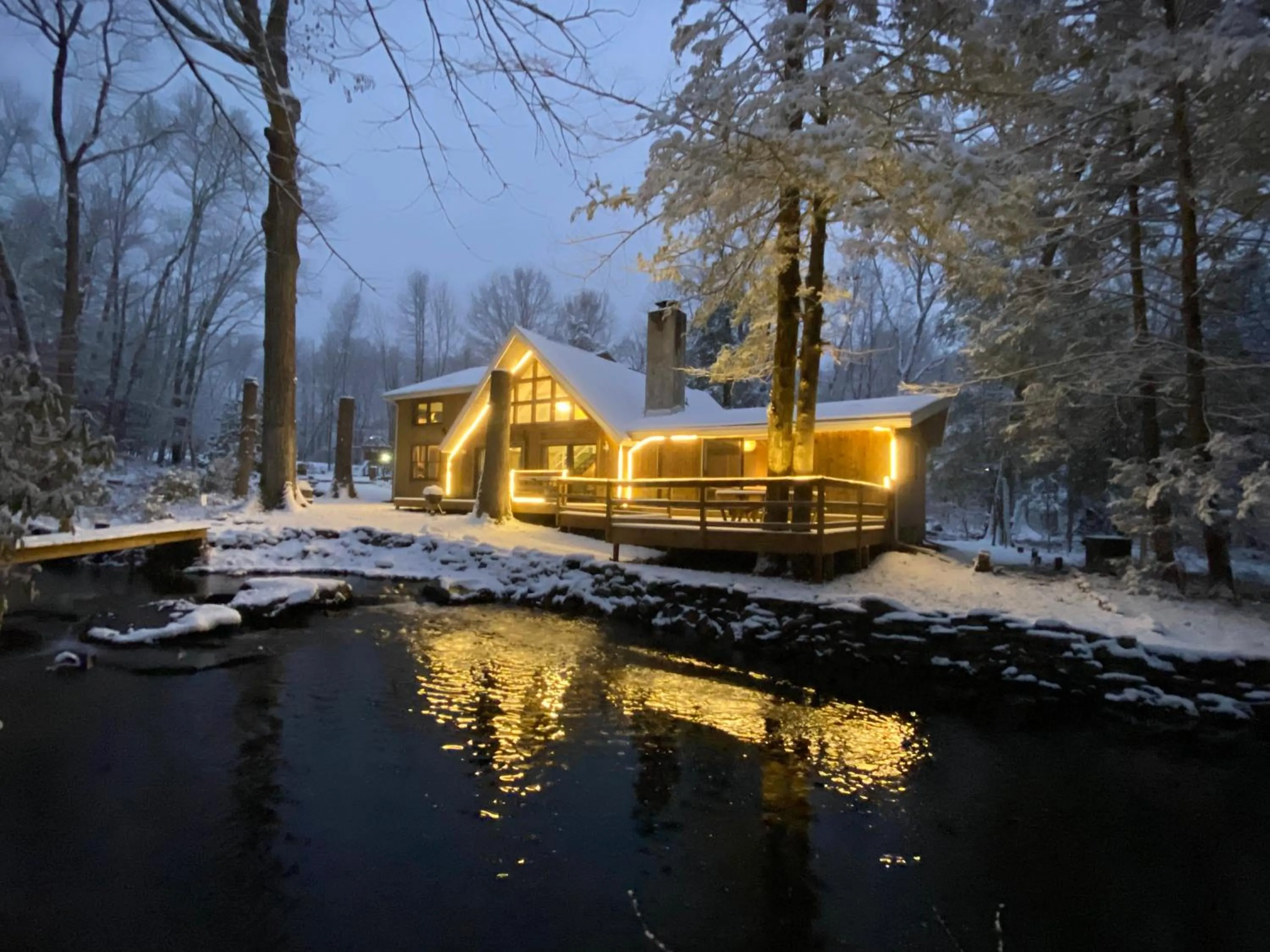 Secluded Greekside Cabin near Camelback