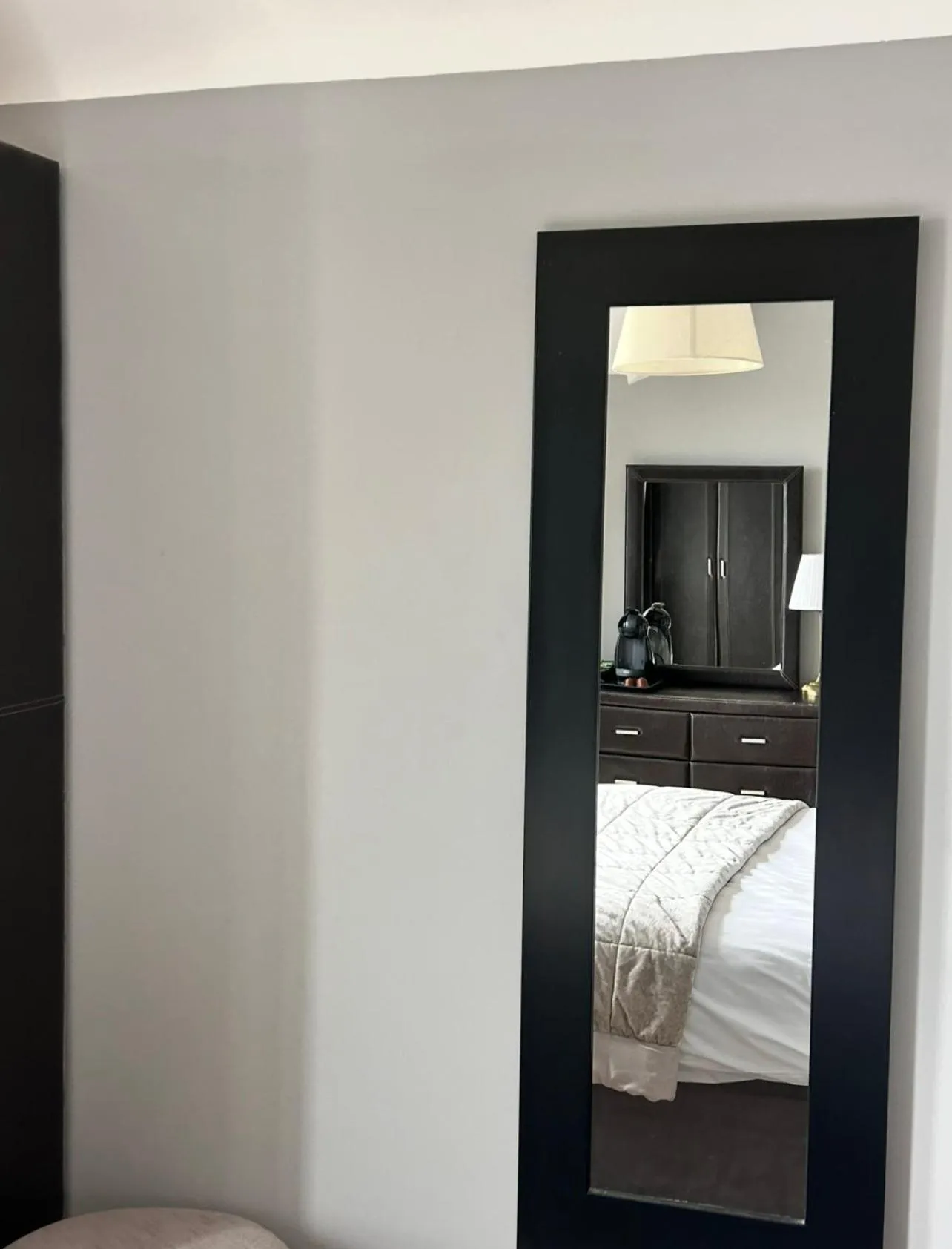 Bed in Maddens Bridge Bar & Guesthouse