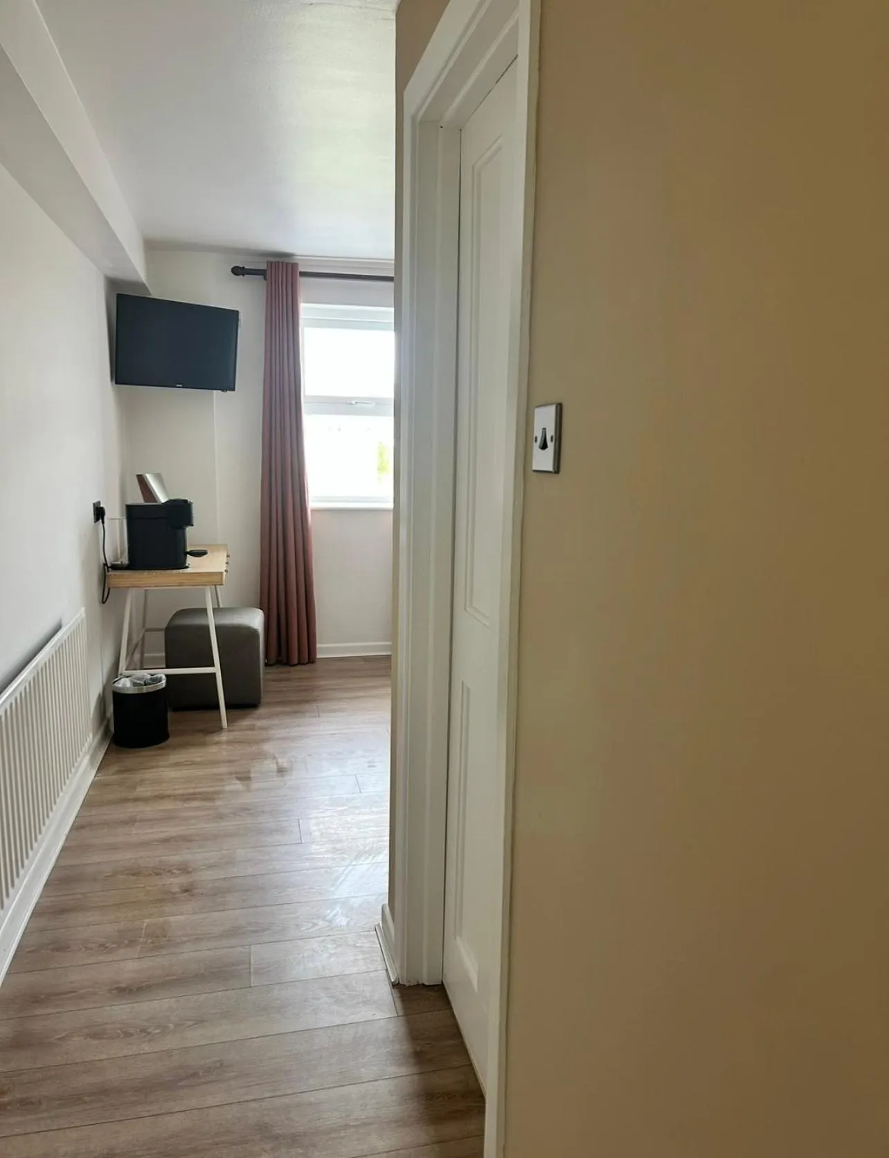 Maddens Bridge Bar & Guesthouse