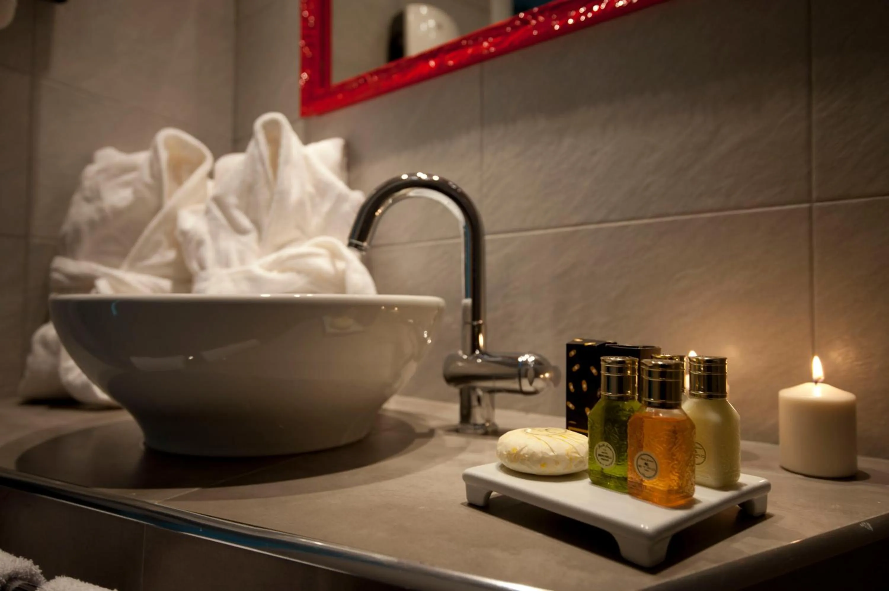 Bathroom in Luxury on the River