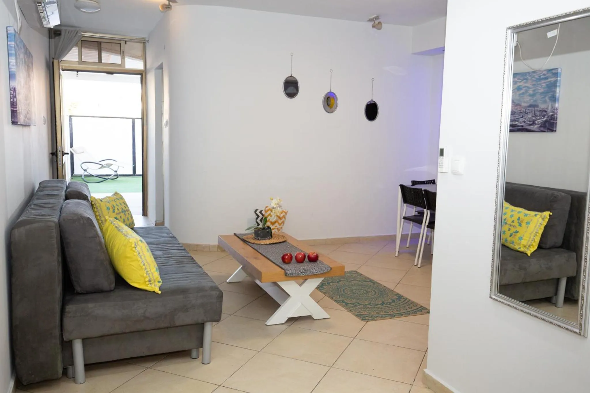 Living room in Dira BaLev