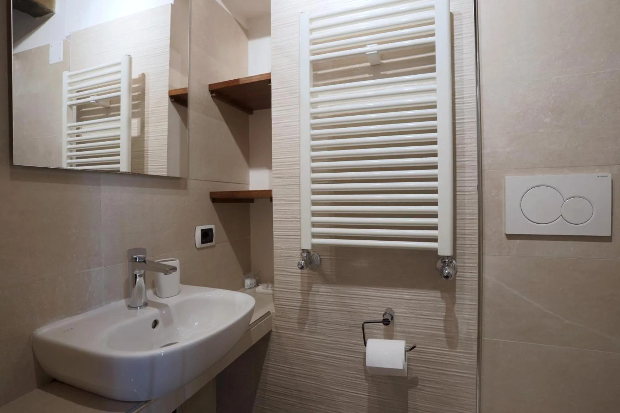 Bathroom in Borgo Pio 91