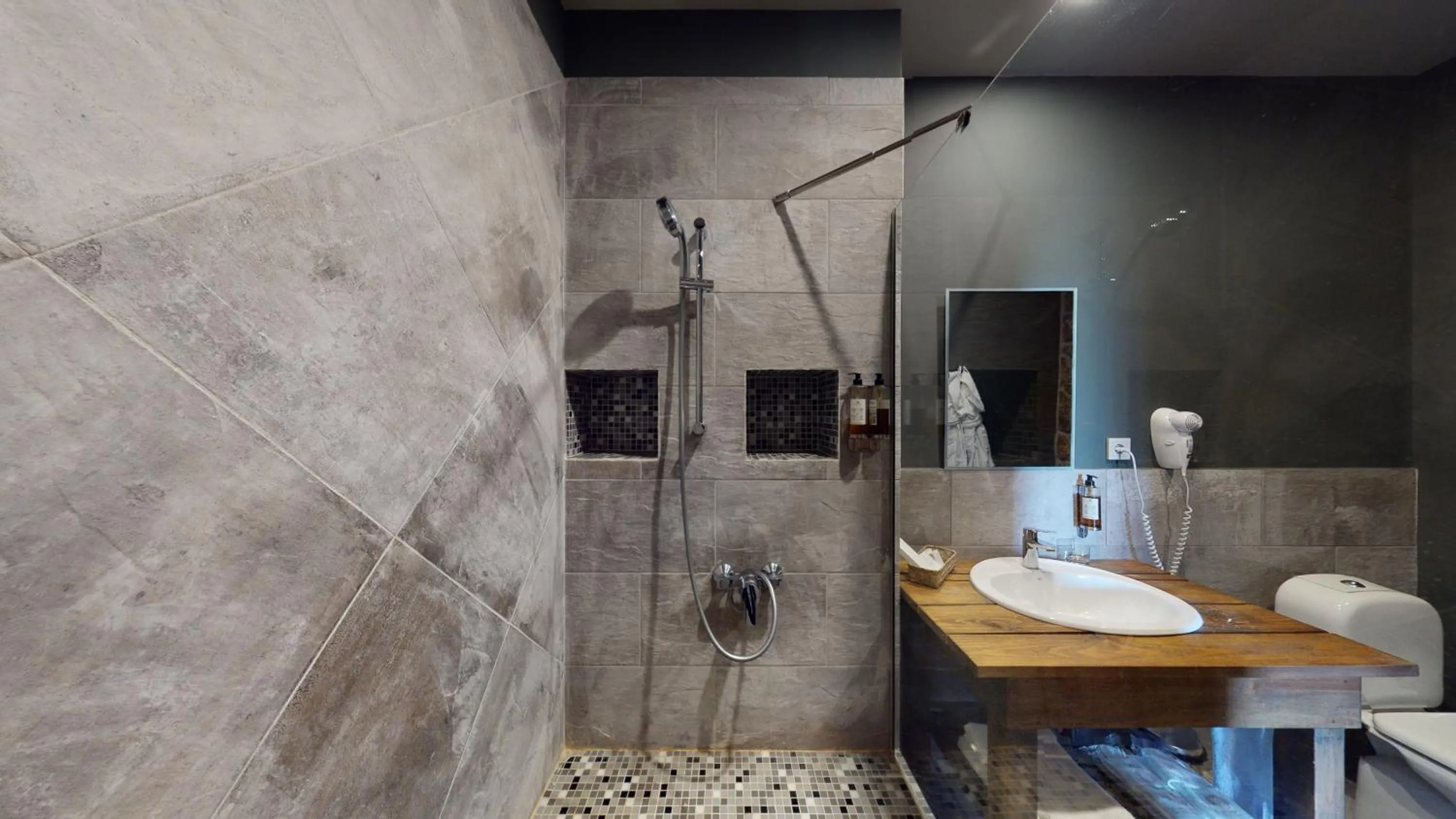 Bathroom in Apricot Hotel Yerevan