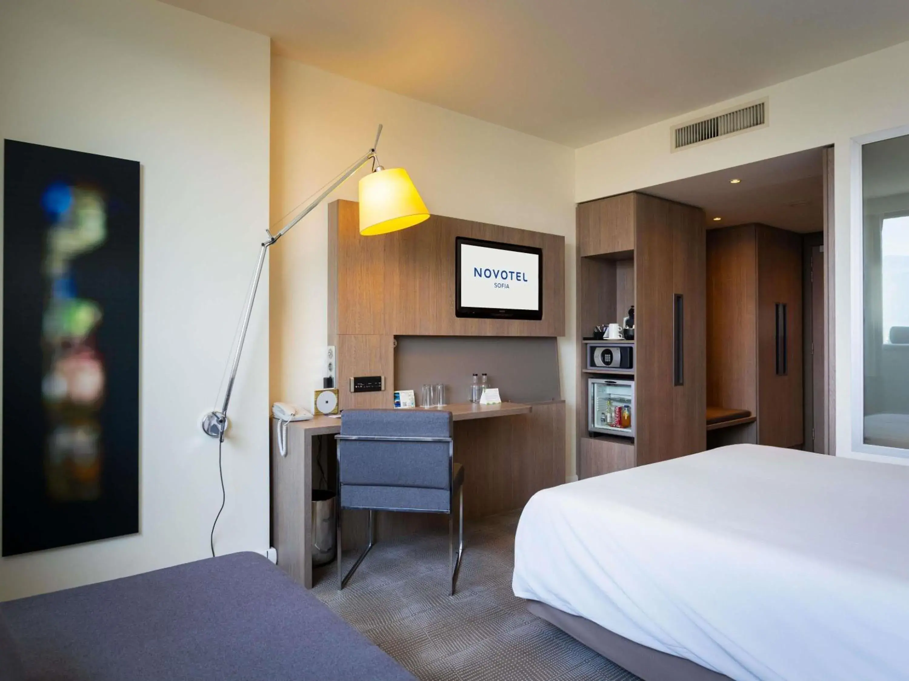 Bedroom, Bed in Novotel Sofia Bedroom, Bed in Novotel Sofia