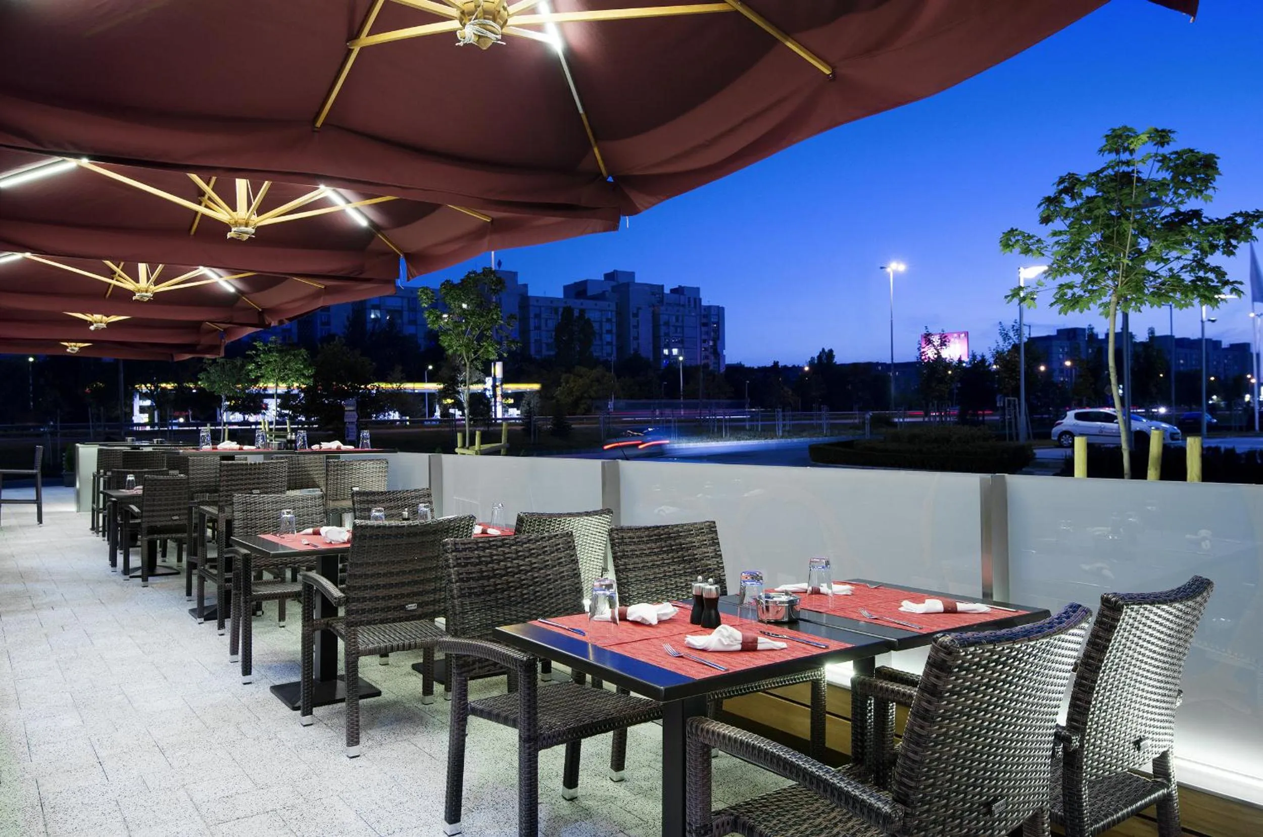 Restaurant/places to eat in Novotel Sofia