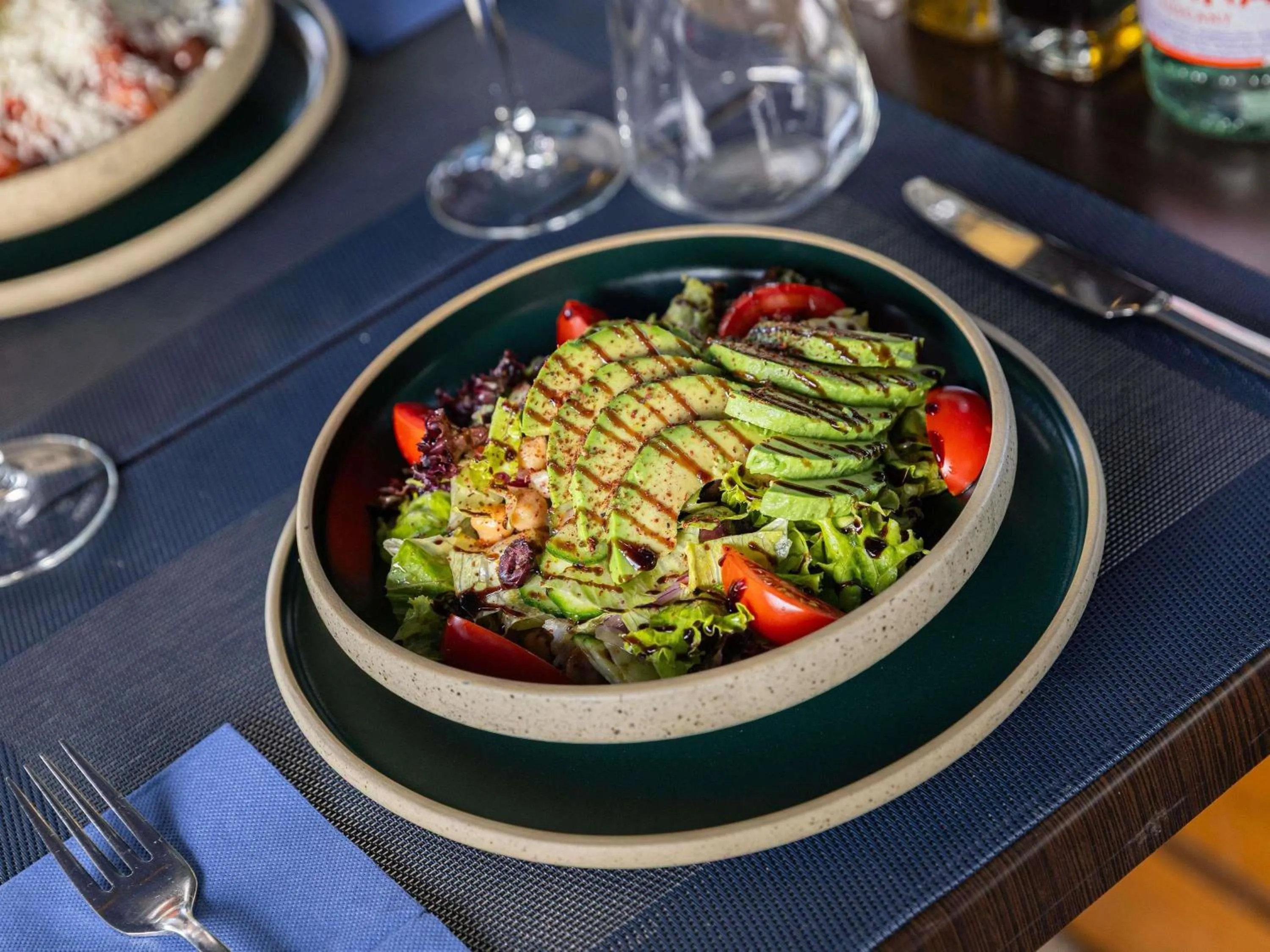Restaurant/places to eat in Novotel Sofia