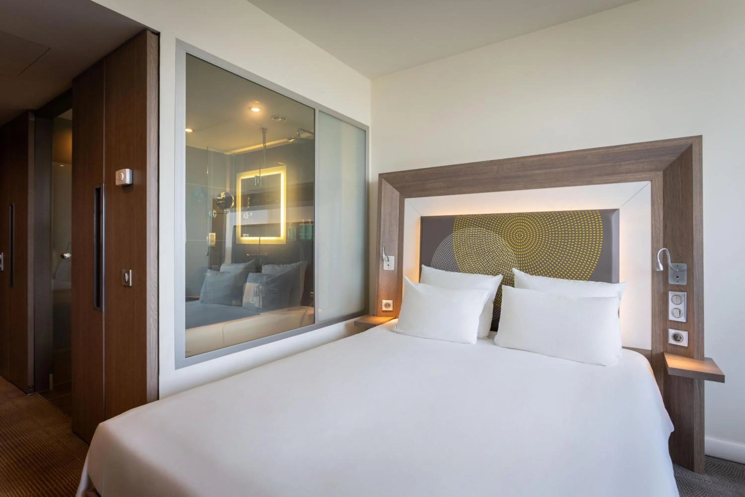 Bed in Novotel Sofia