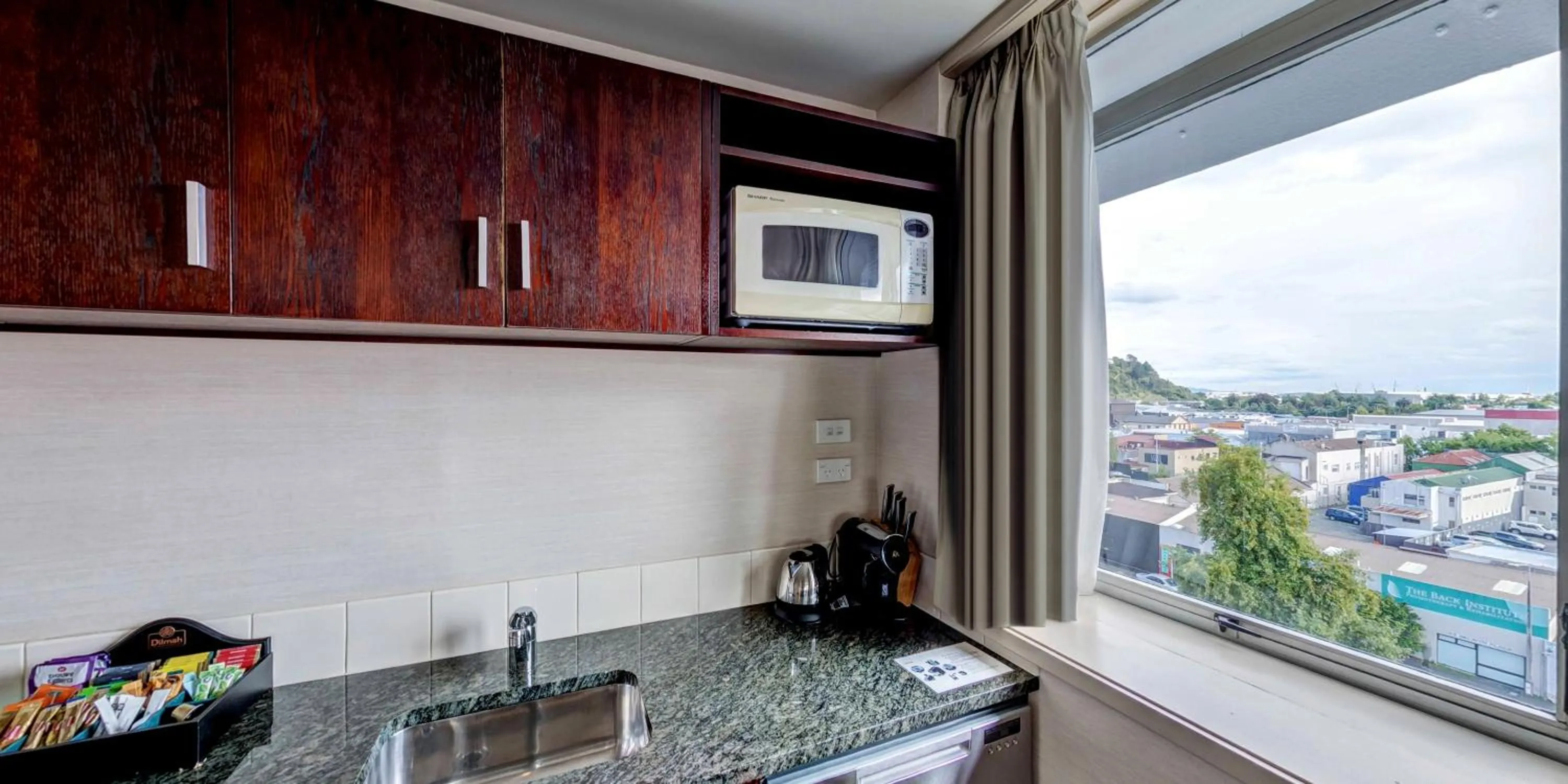 Kitchen or kitchenette in Rutherford Hotel Nelson - A Heritage Hotel