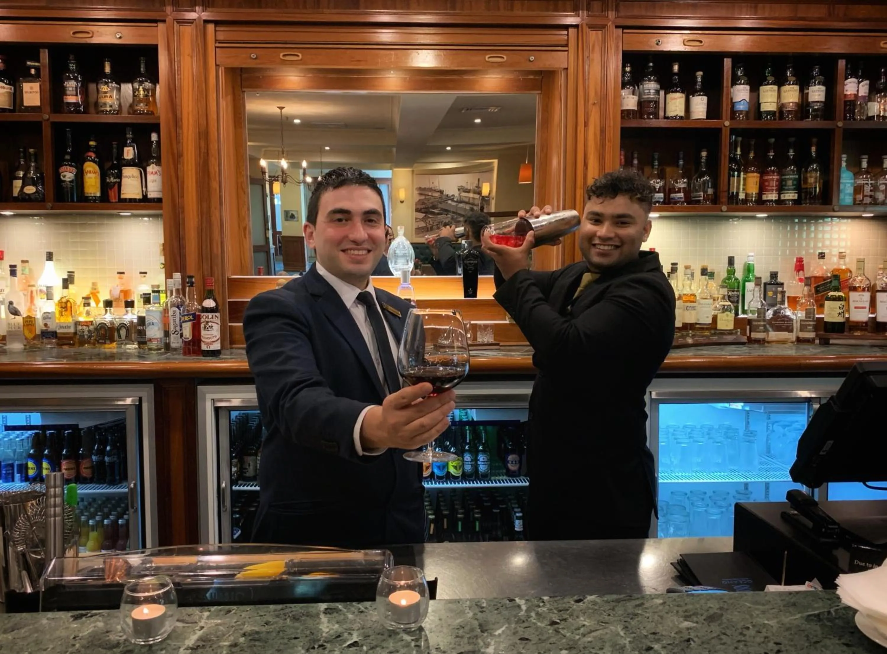 Lounge or bar in Rutherford Hotel Nelson - A Heritage Hotel