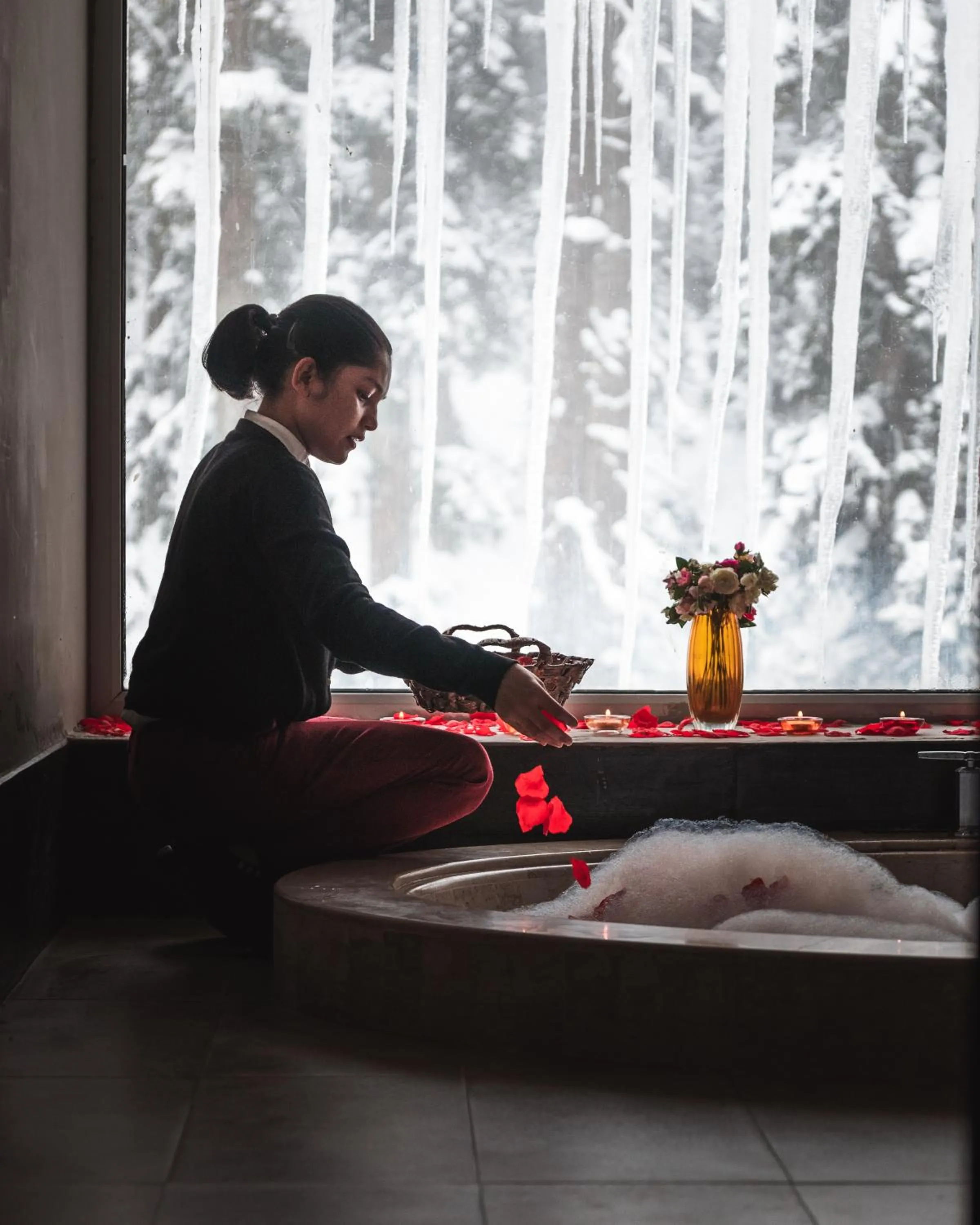 Massage in The Khyber Himalayan Resort & Spa