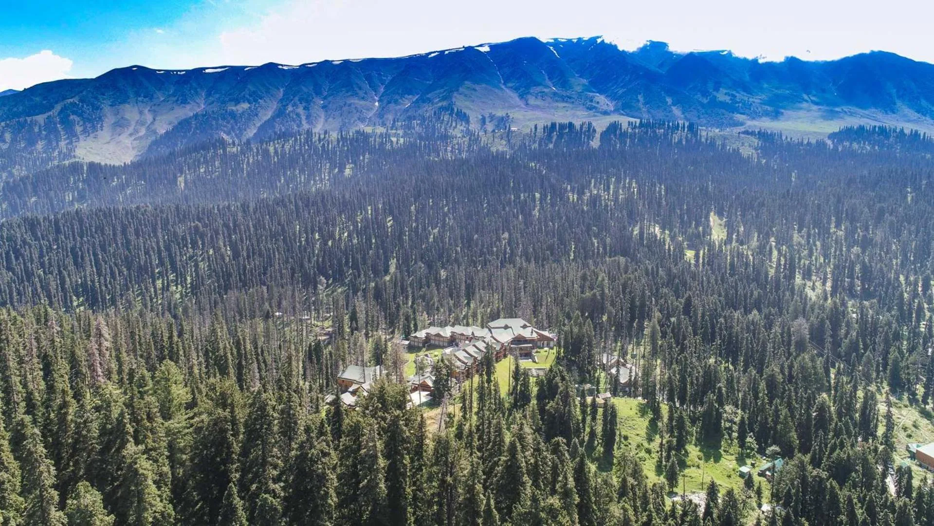 Property building in The Khyber Himalayan Resort & Spa