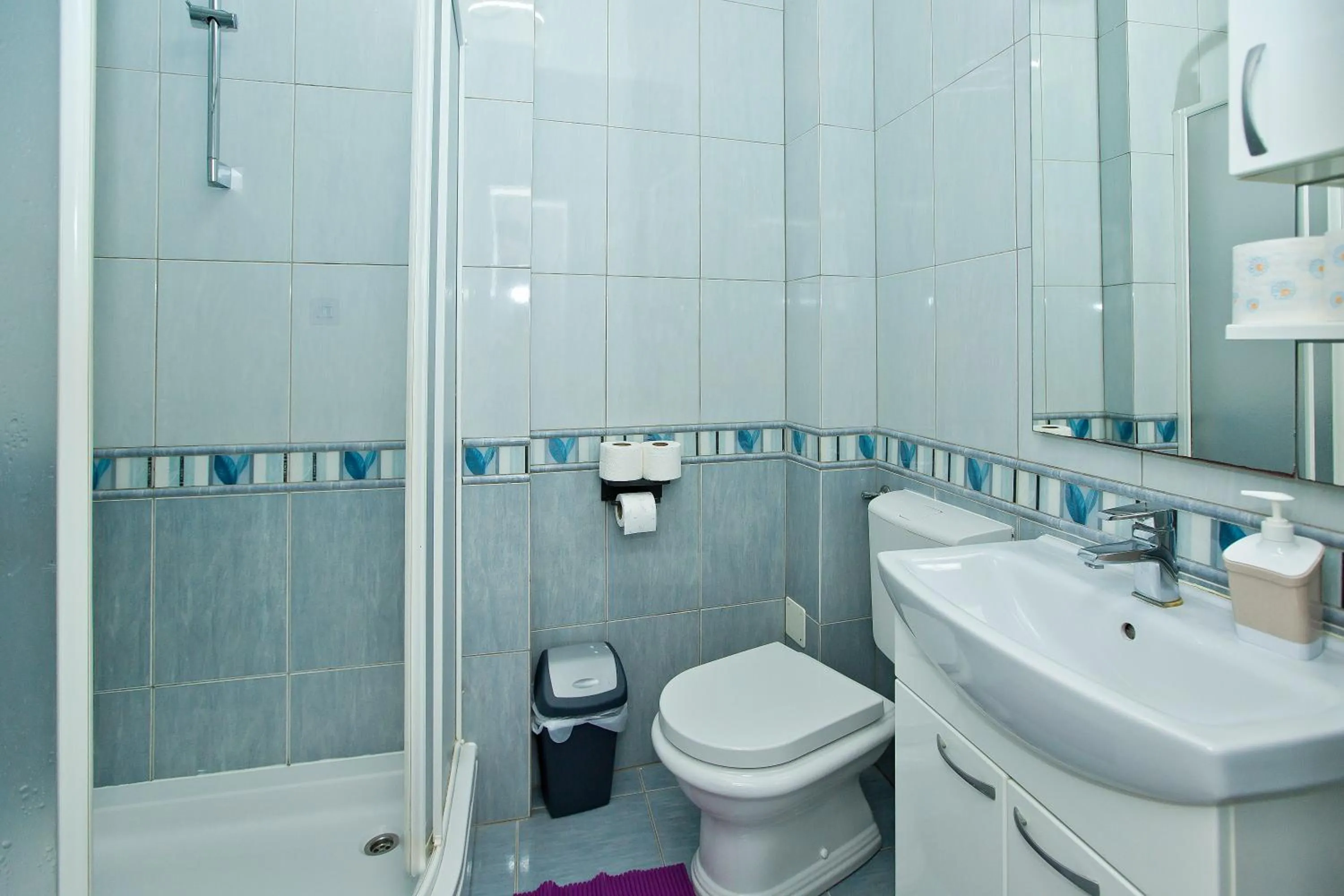 Bathroom in Villa Zorana hostel