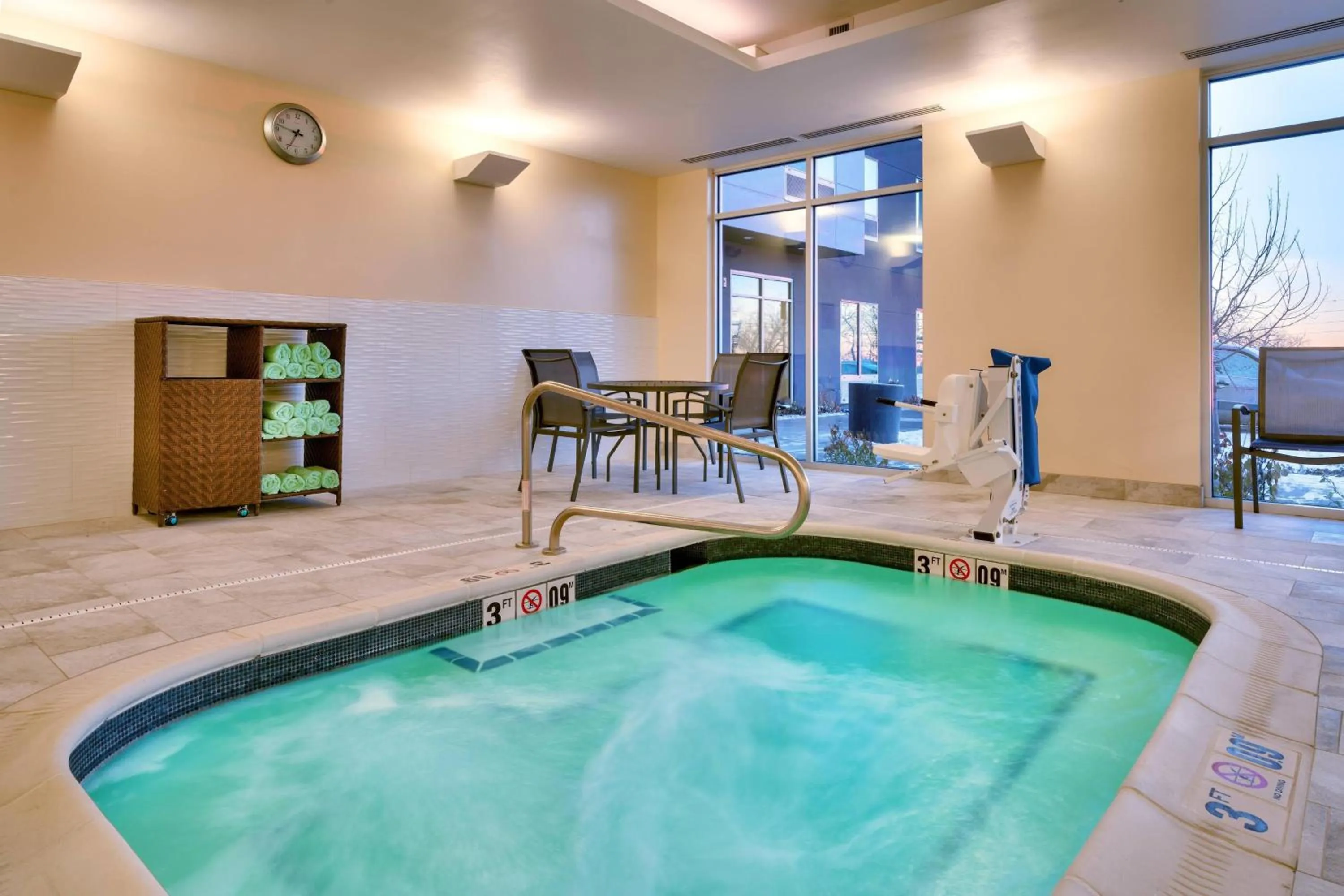 Swimming pool in Fairfield Inn & Suites by Marriott Denver West/Federal Center