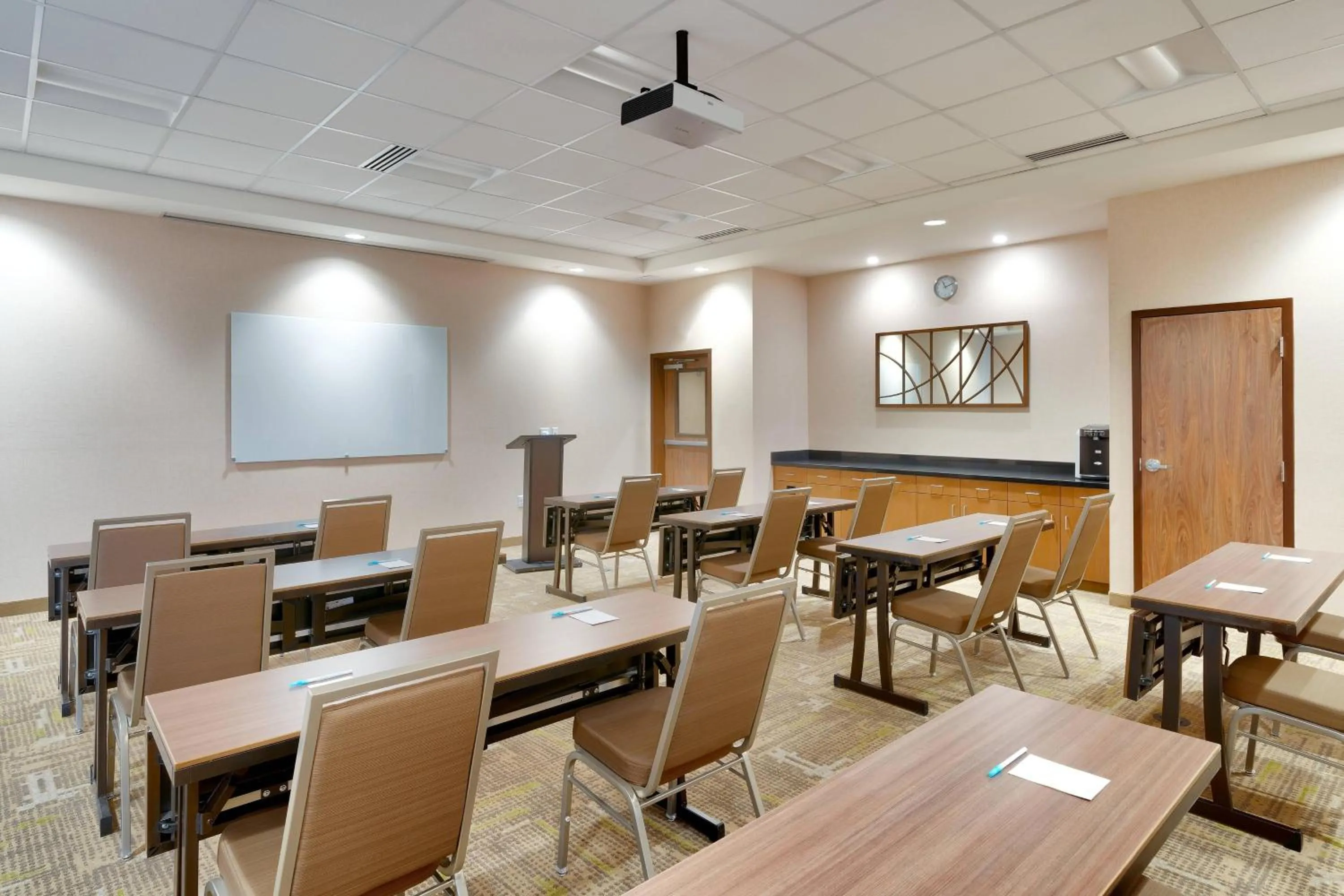 Meeting/conference room in Fairfield Inn & Suites by Marriott Denver West/Federal Center