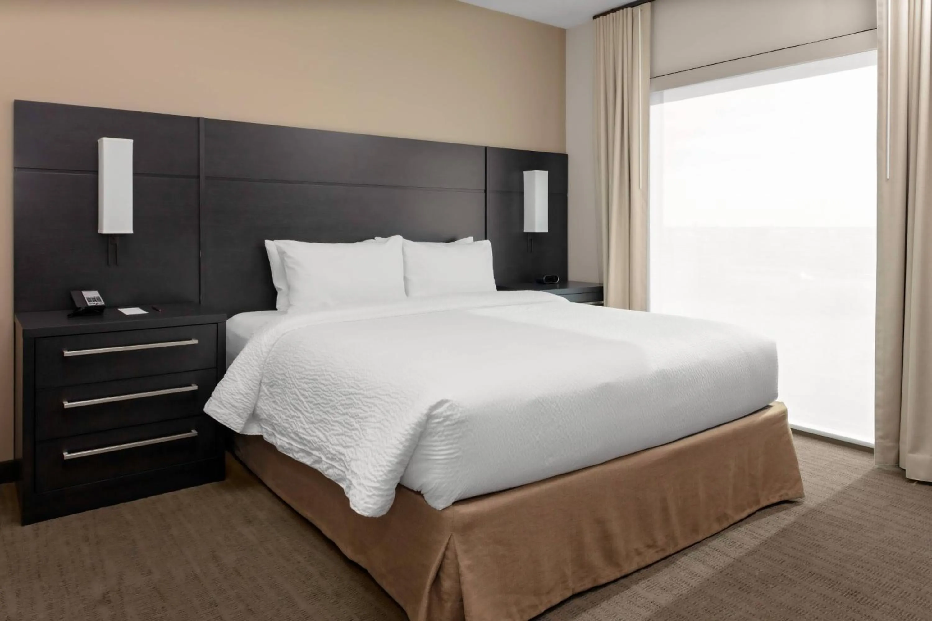 Bedroom, Bed in Residence Inn by Marriott Phoenix Mesa East