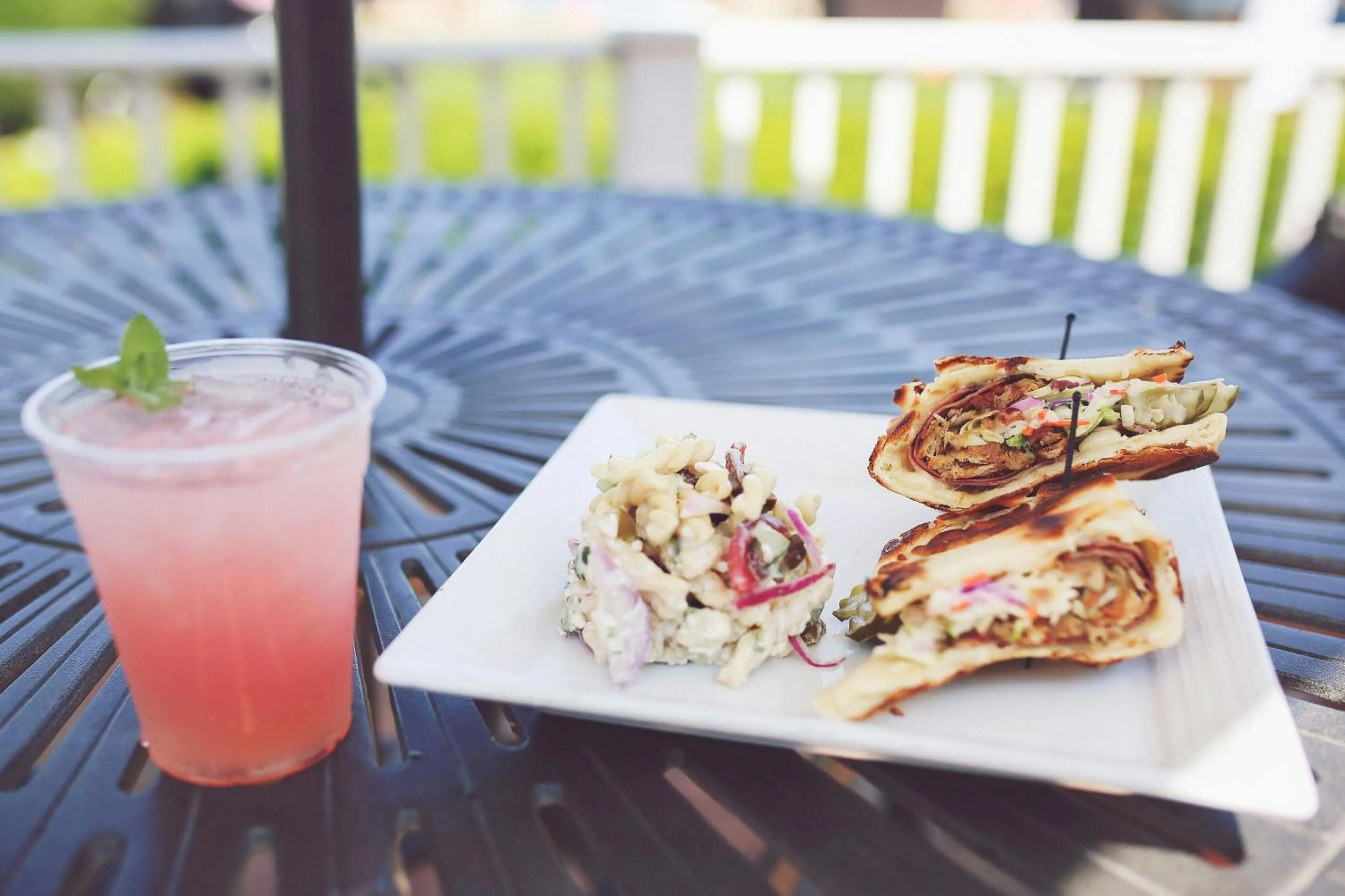 Lounge or bar in Inn at Bay Harbor