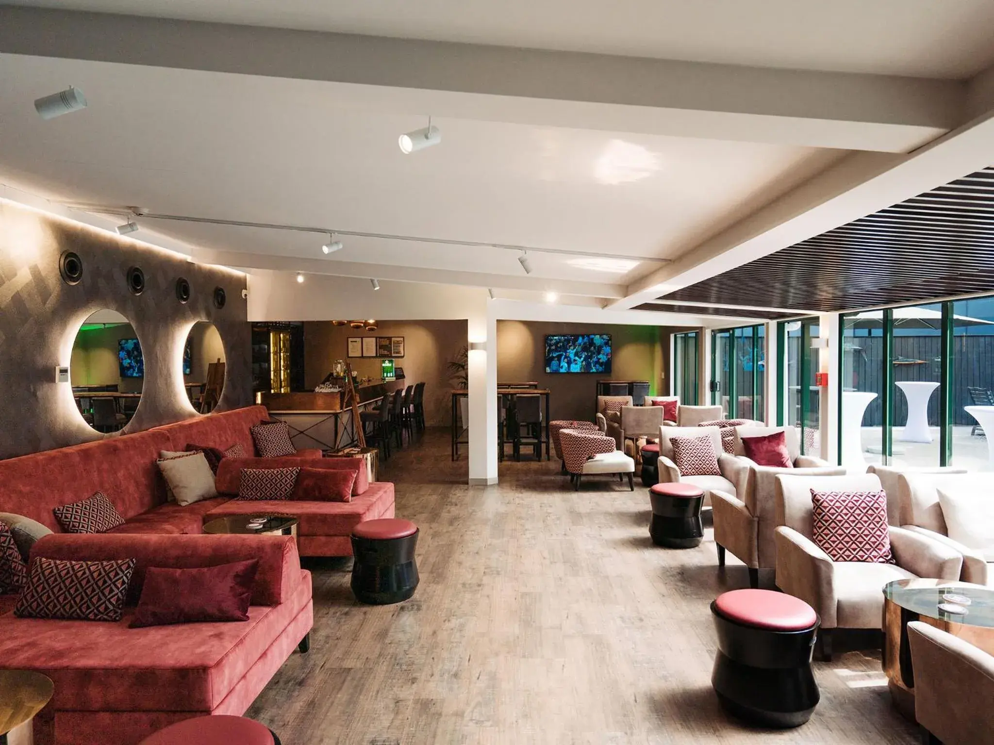 Restaurant/places to eat in JetPark Auckland Airport Hotel Restaurant/places to eat in JetPark Auckland Airport Hotel