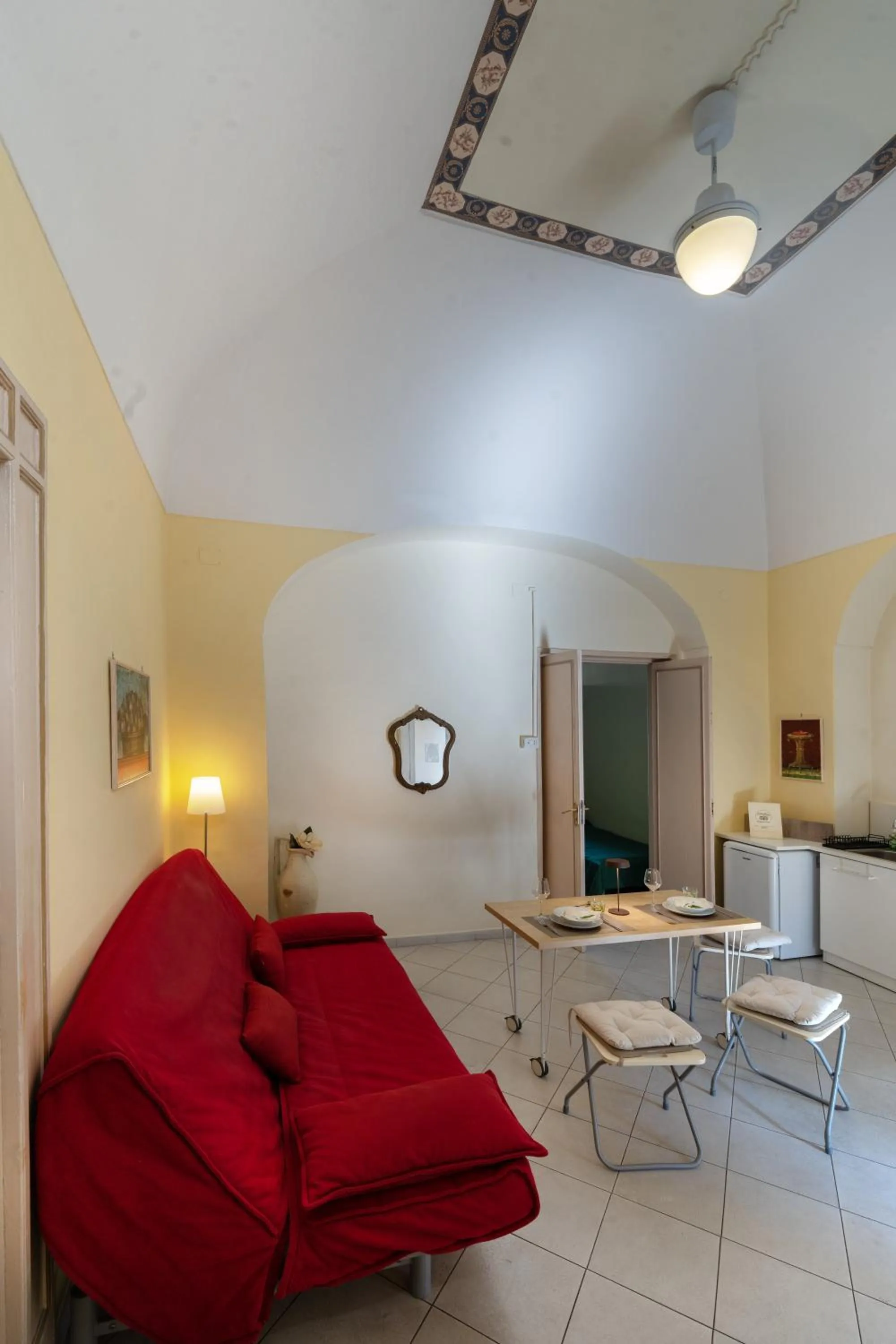 Kitchen or kitchenette in Il Giardino di Tonia - Oplontis Guest House - Bed & Garden -