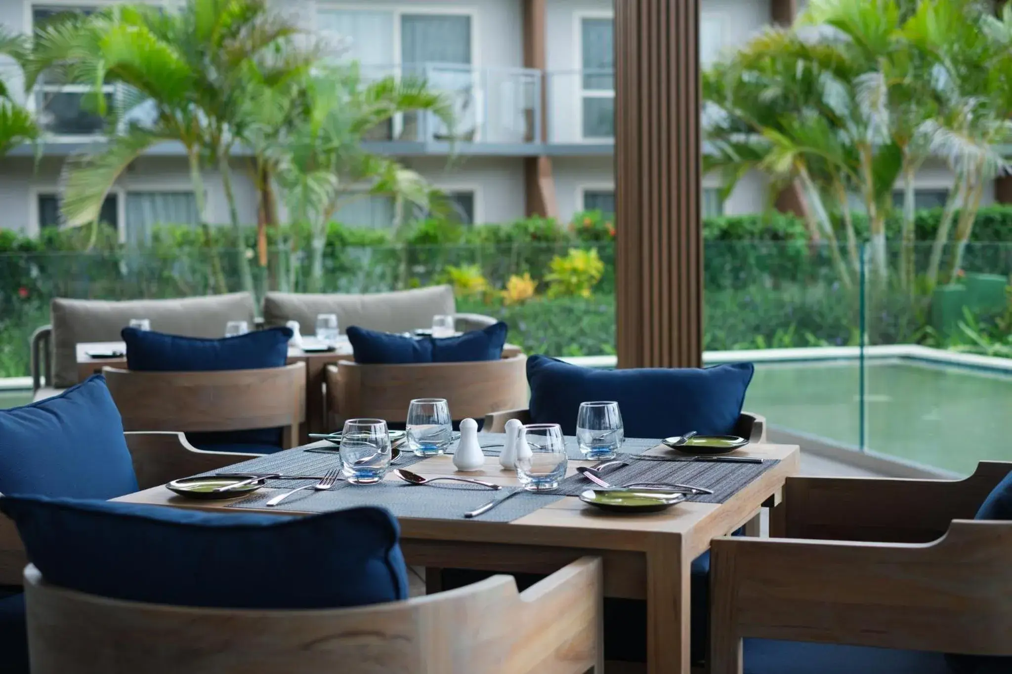 Restaurant/places to eat in Crowne Plaza Fiji Nadi Bay Resort & Spa by IHG Restaurant/places to eat in Crowne Plaza Fiji Nadi Bay Resort & Spa by IHG