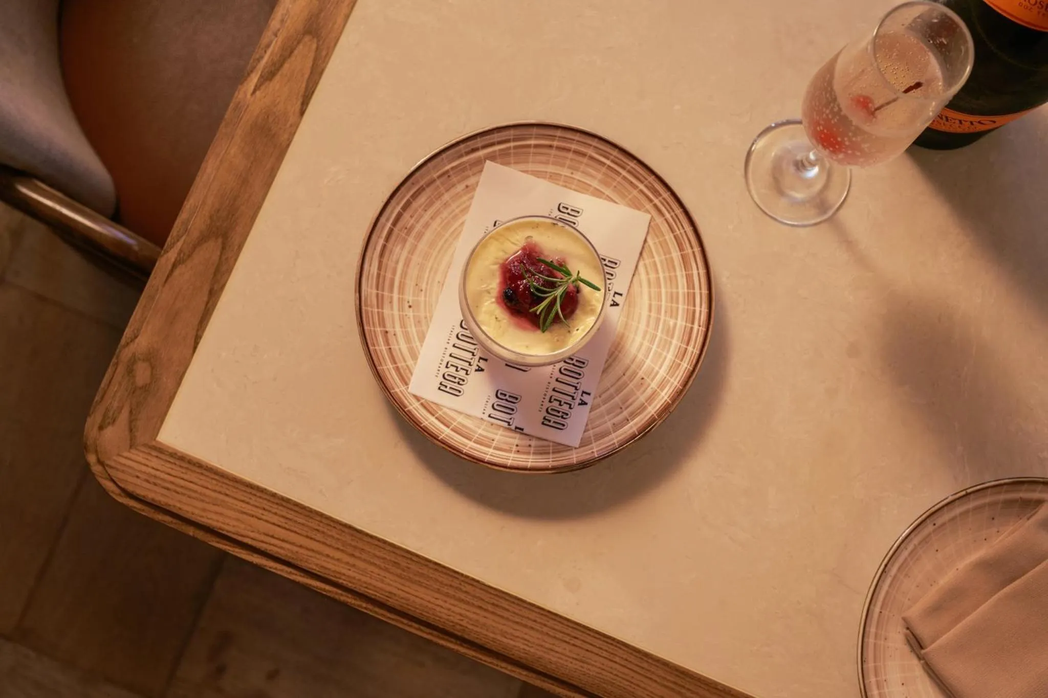 Restaurant/places to eat in Crowne Plaza Fiji Nadi Bay Resort & Spa by IHG